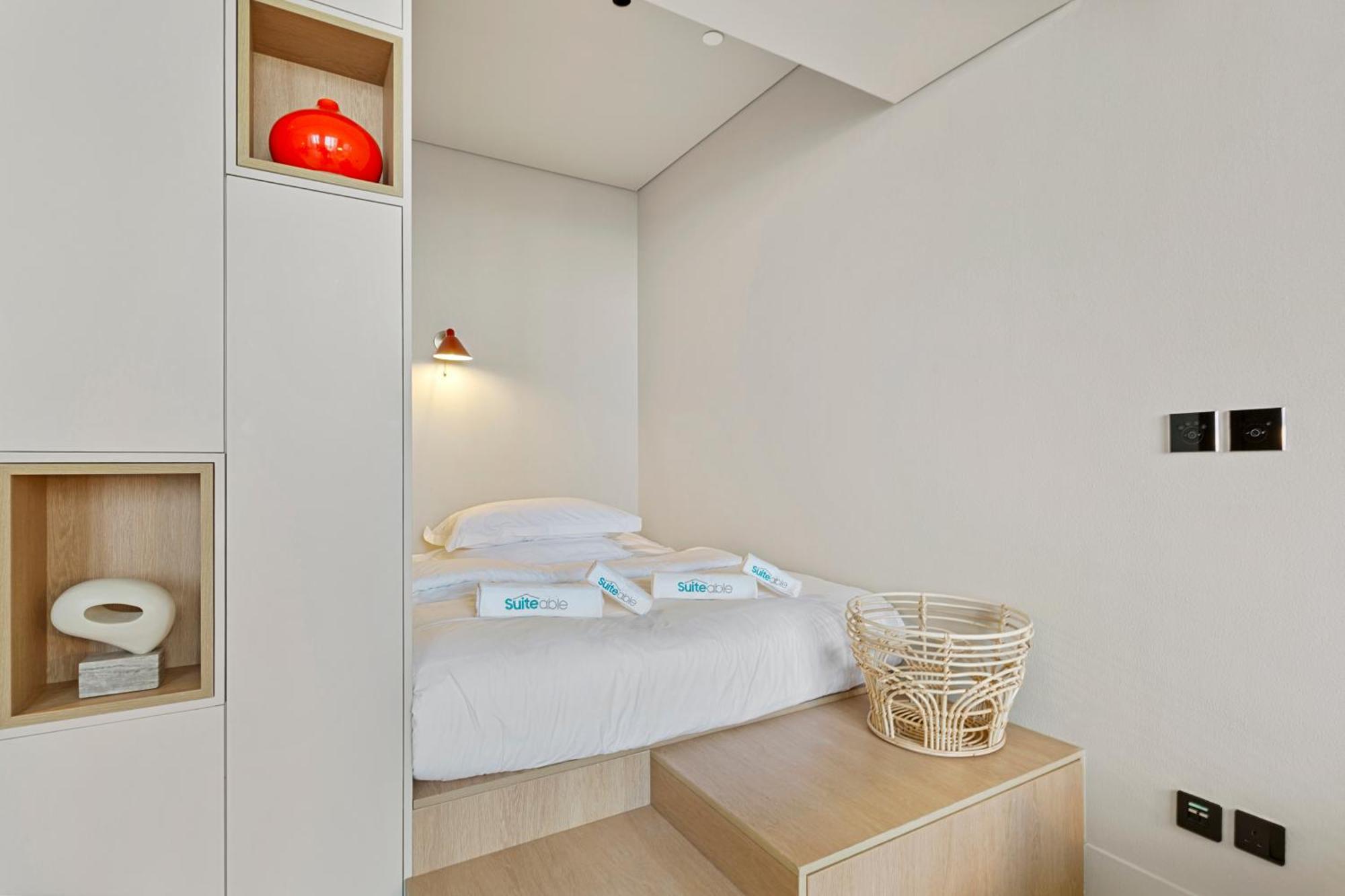 Apartment Stylish In Upside Living With Amenities