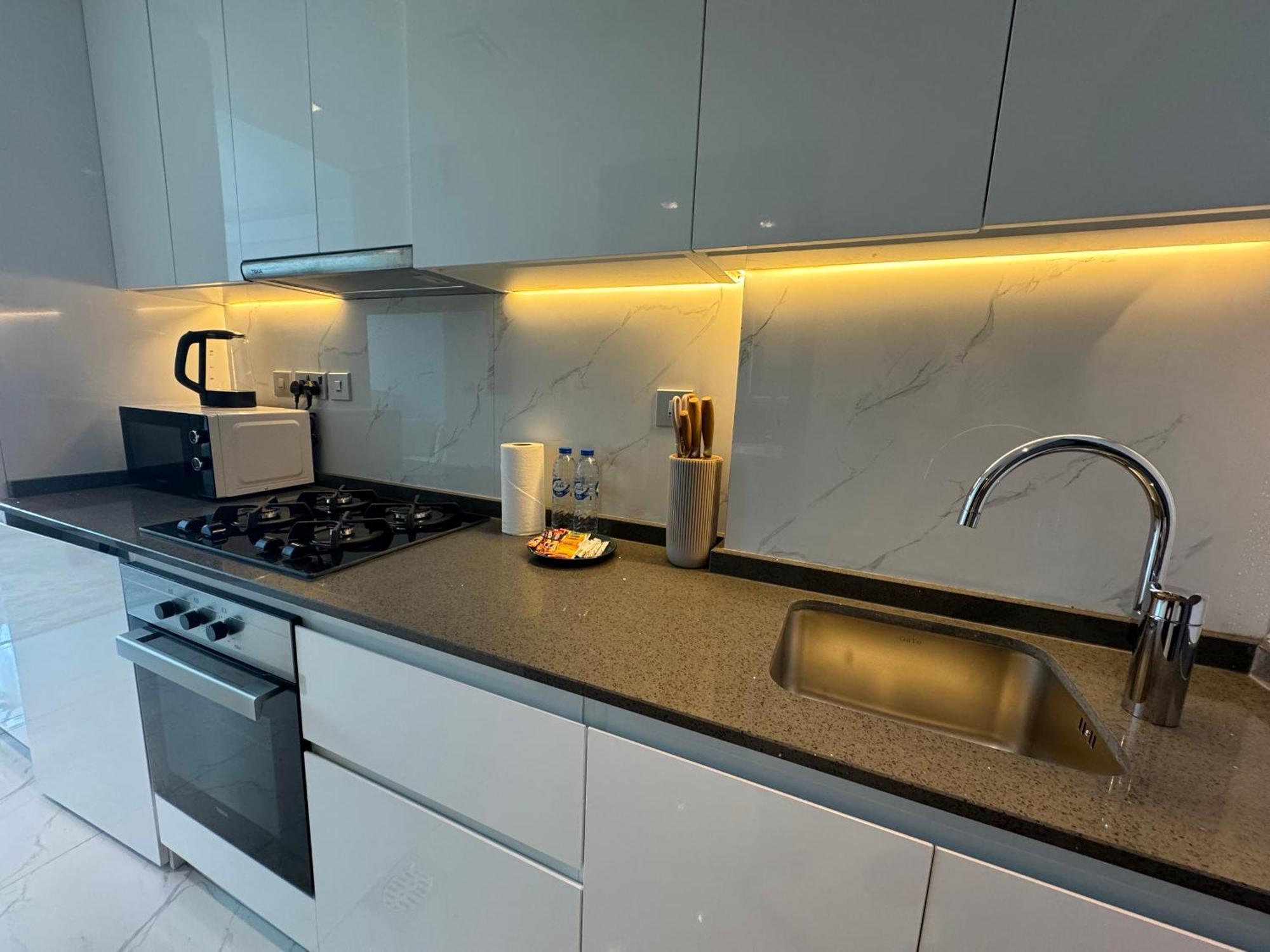 Ashri Hh Studio In Samana Hills With Pool View Apartment Dubai