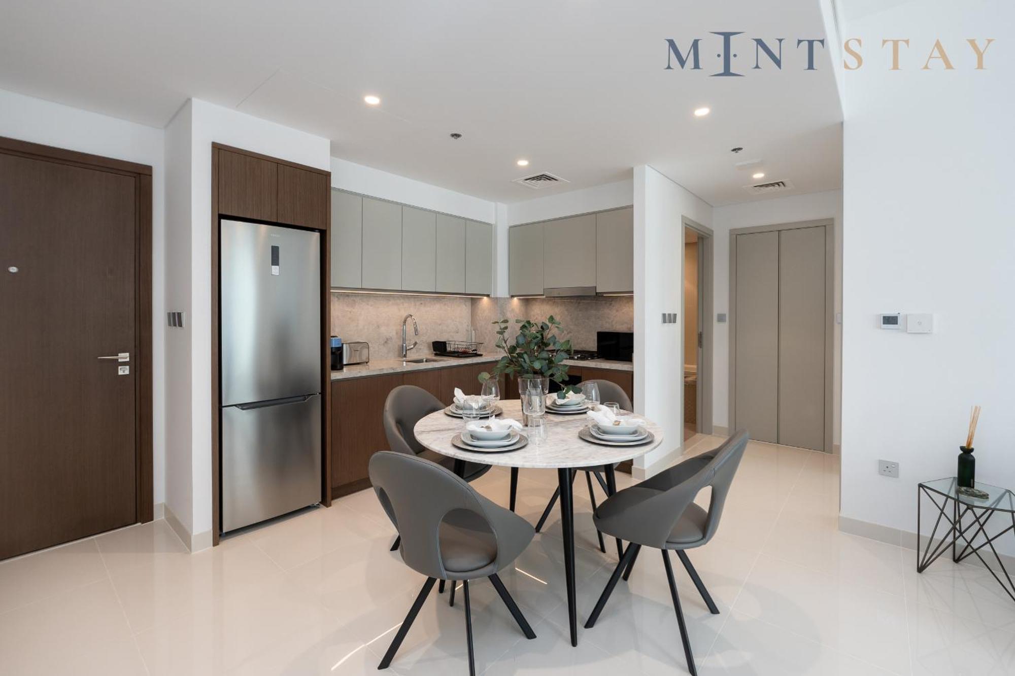 Isle 2, Emaar Beachfront - Mint