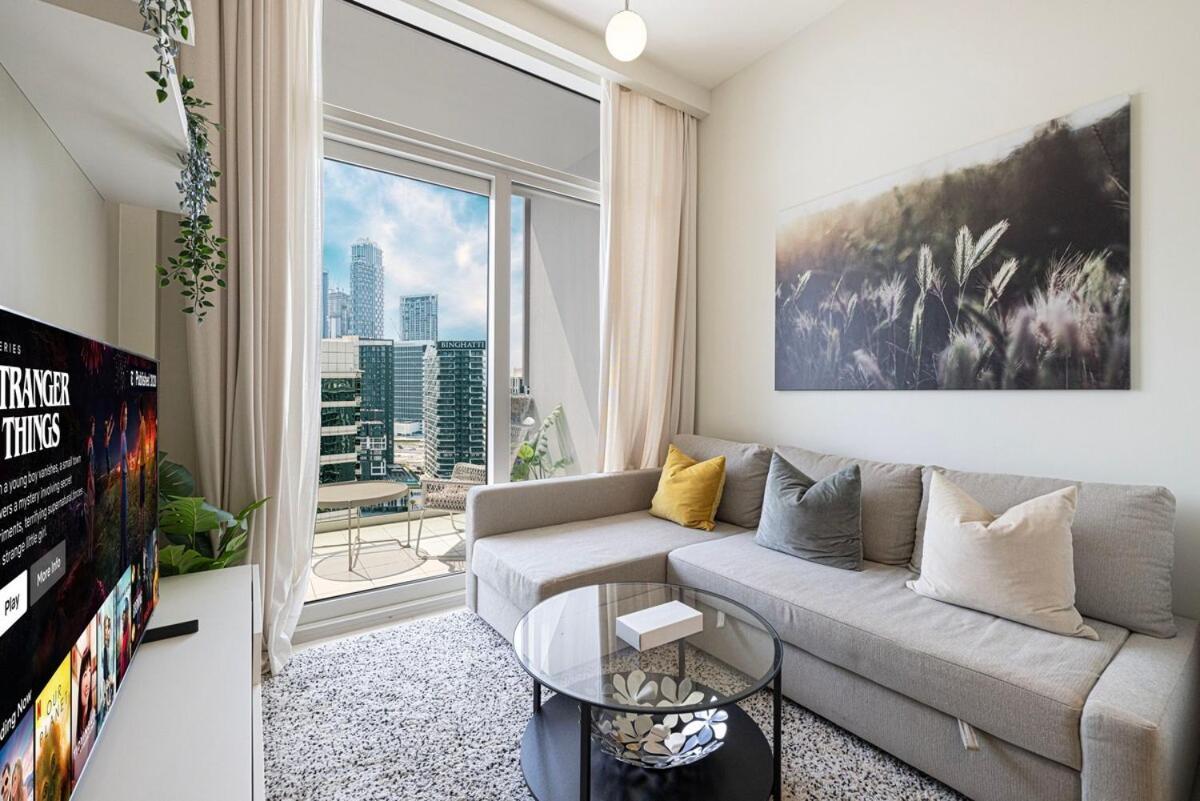 Apartment Luxe | 1br | Close To Burj Khalifa & Mall Dubai