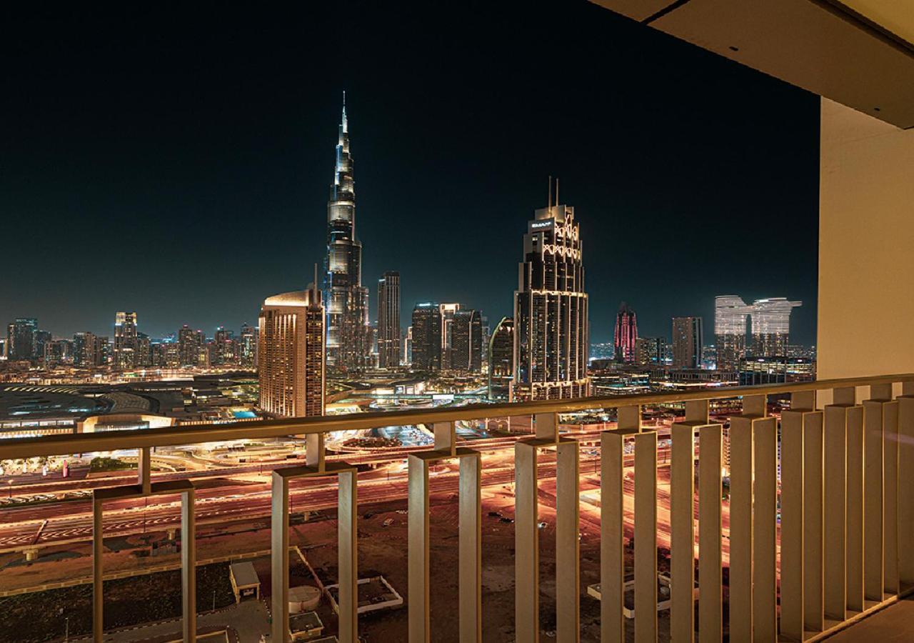 Downtown Burj Khalifa View 2br Apartment *