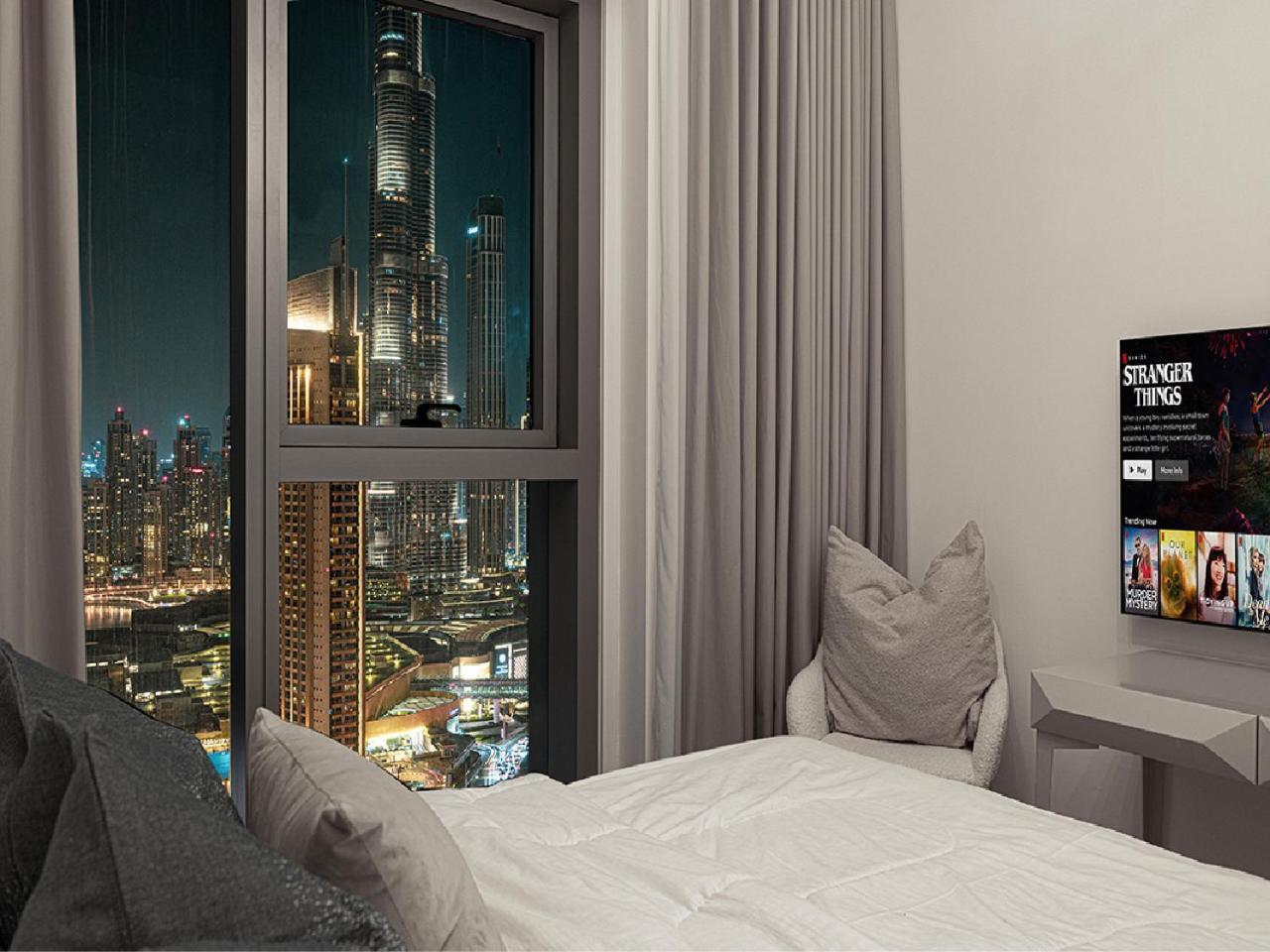 Downtown Burj Khalifa View 2br Apartment *