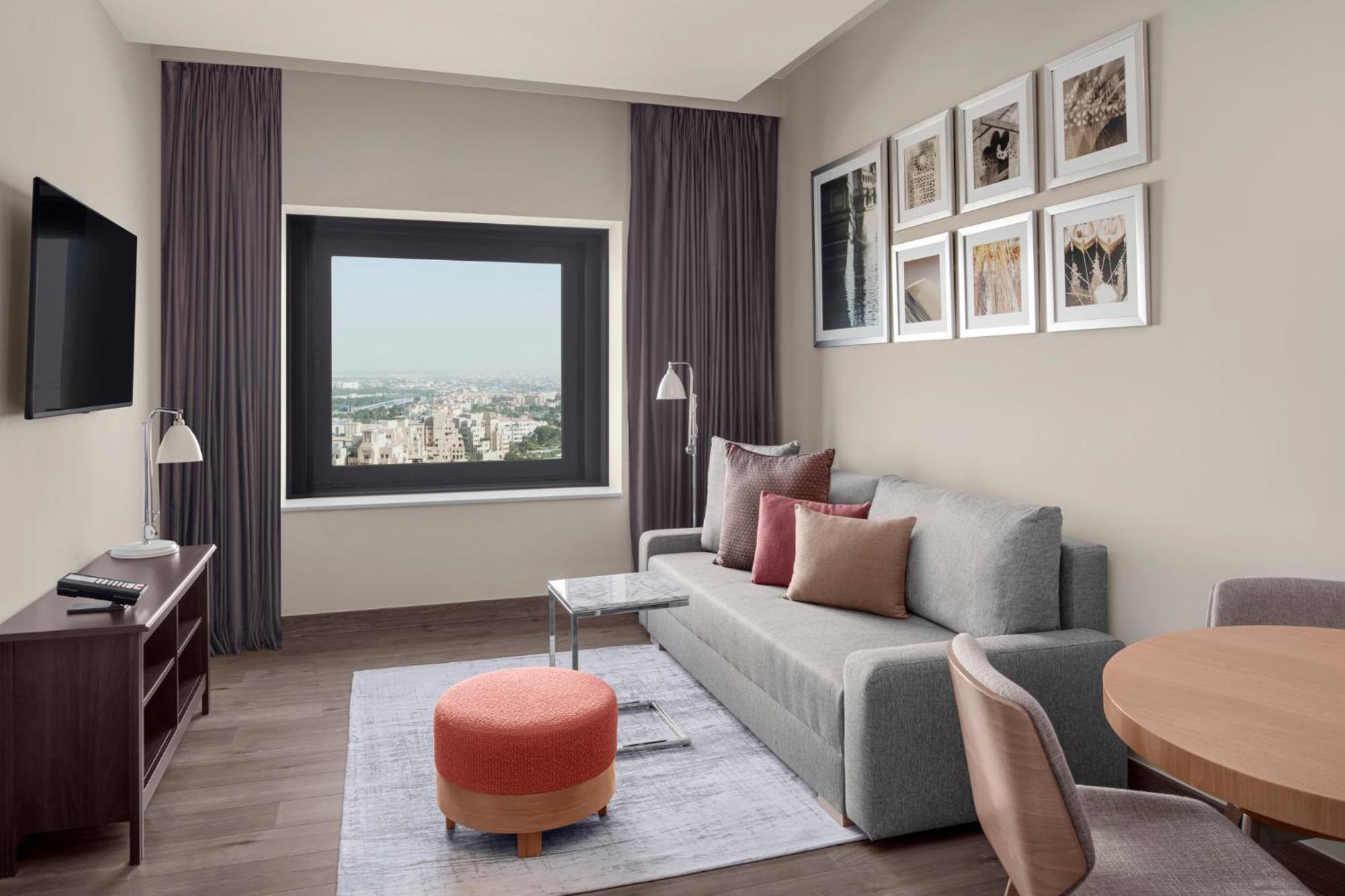 Hotel & - Festival By Ihg Dubai