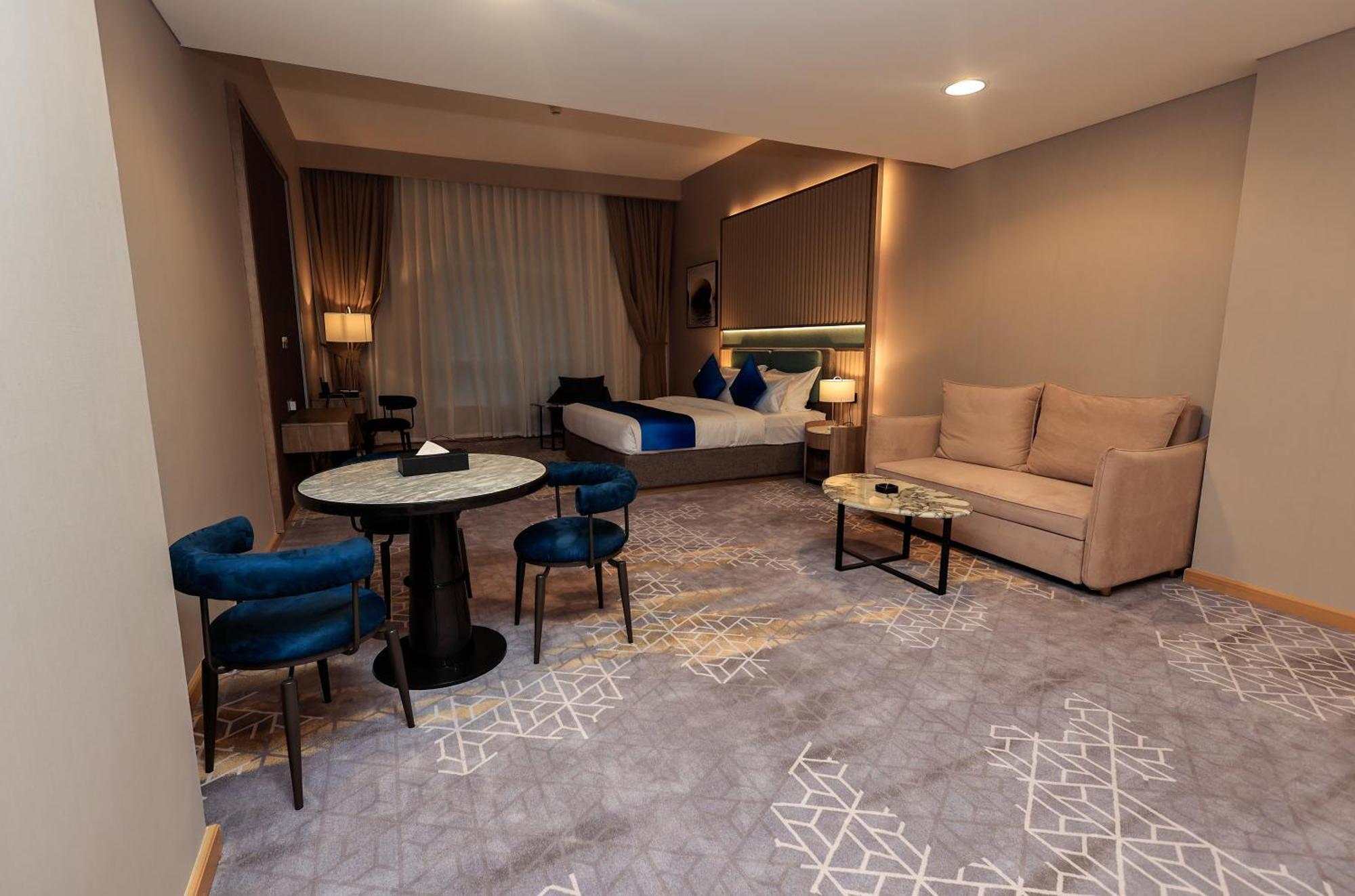Hotel Western Premier M Four Dubai