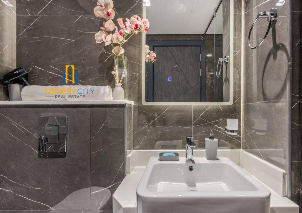 Fully Furnished In City, Hosted By Desert Apartment Dubai