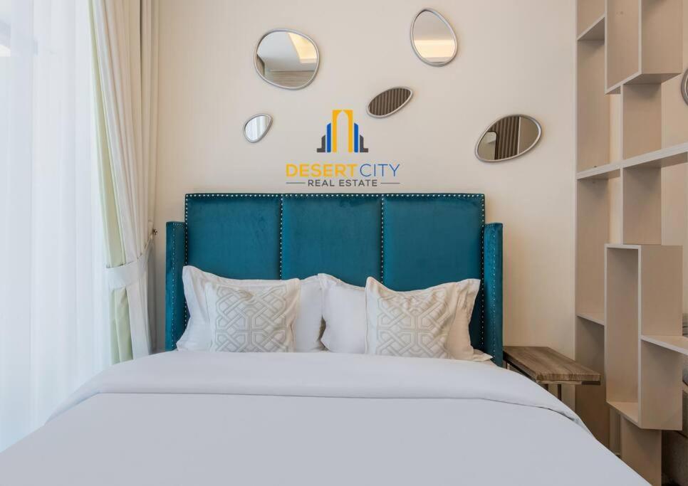 Apartment Fully Furnished In City, Hosted By Desert