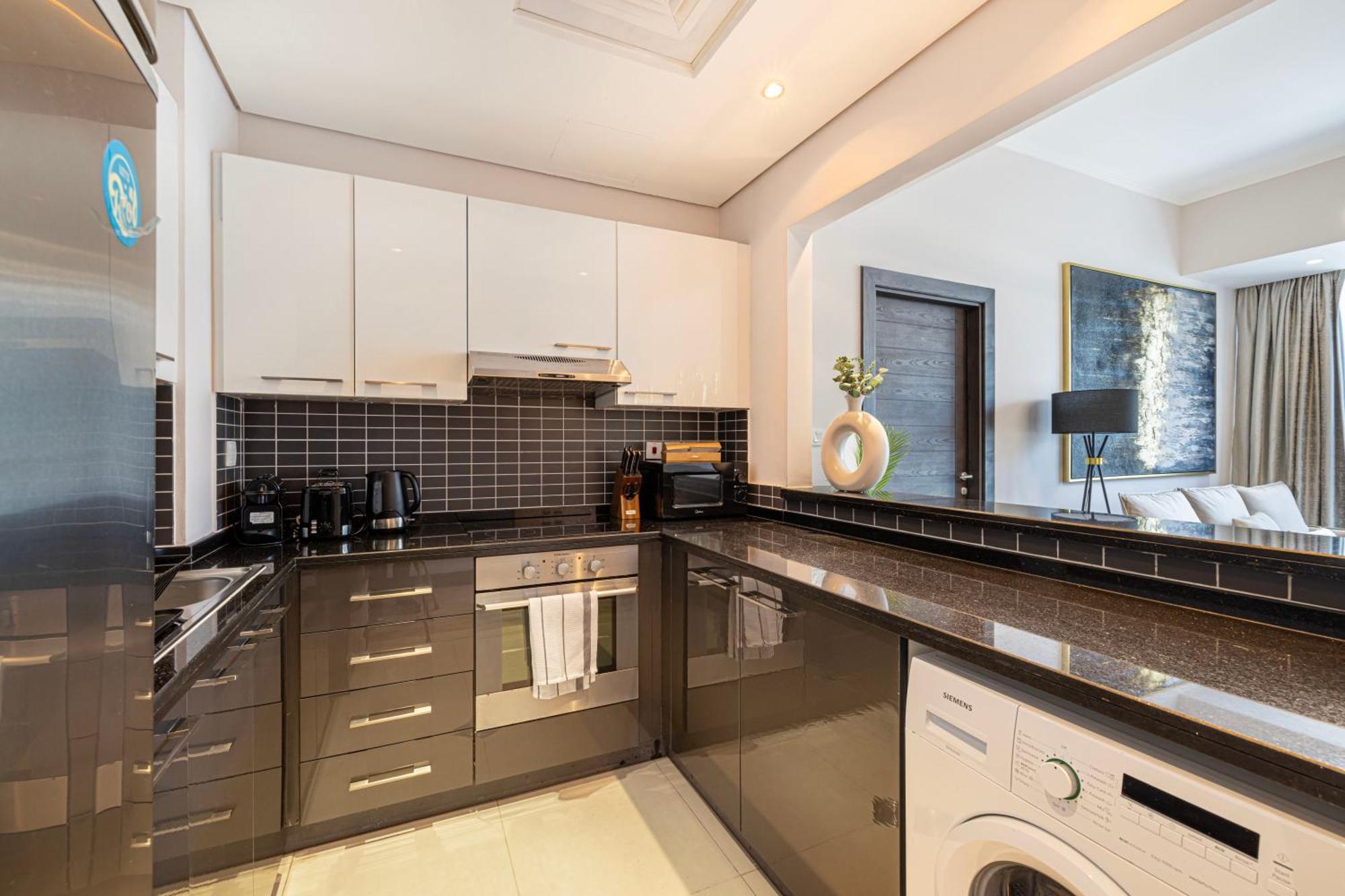 Poshy 1br W Marina Bay View Next To Marina Mall * Dubai