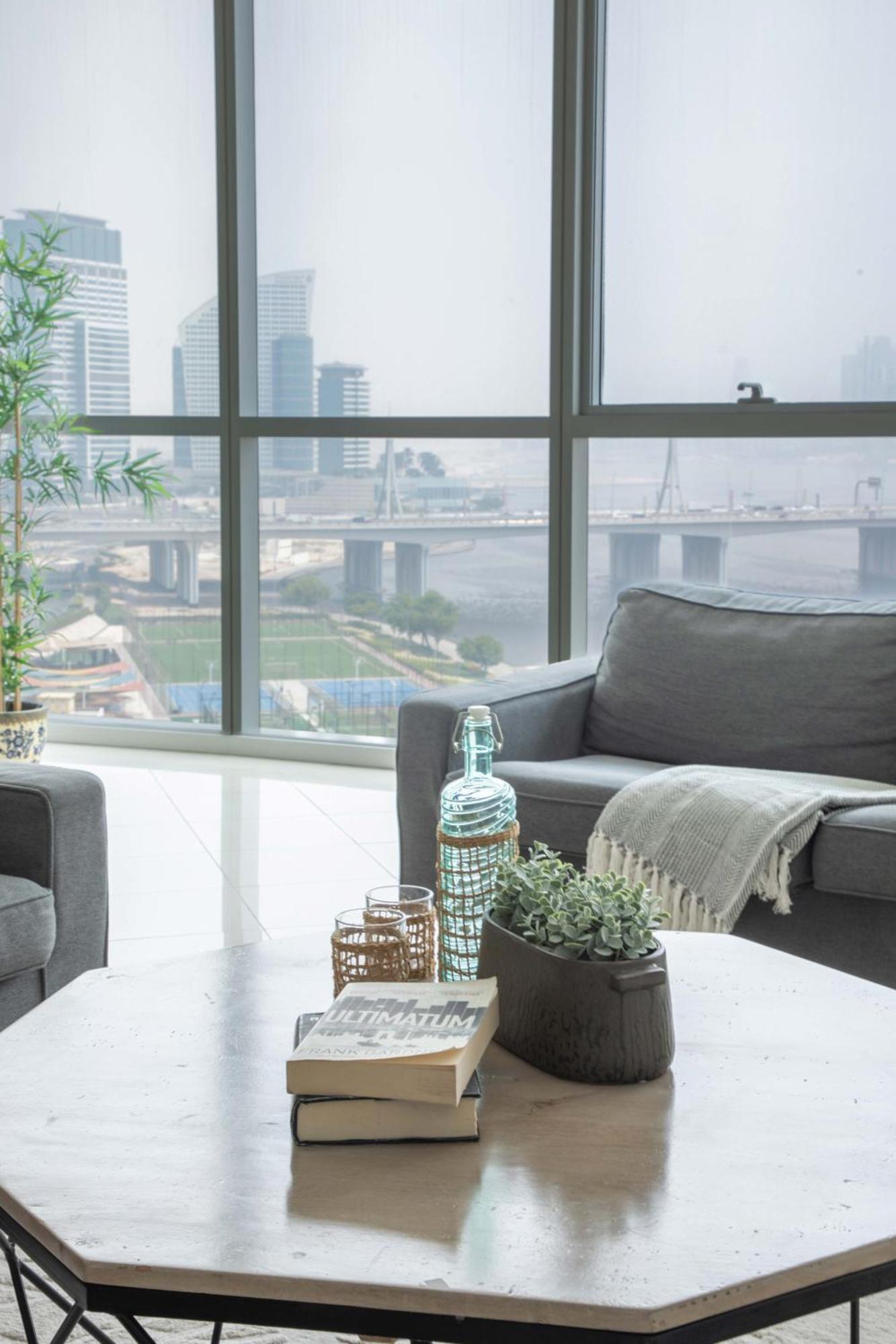 Apartment Frank Porter - Marsa Plaza Dubai