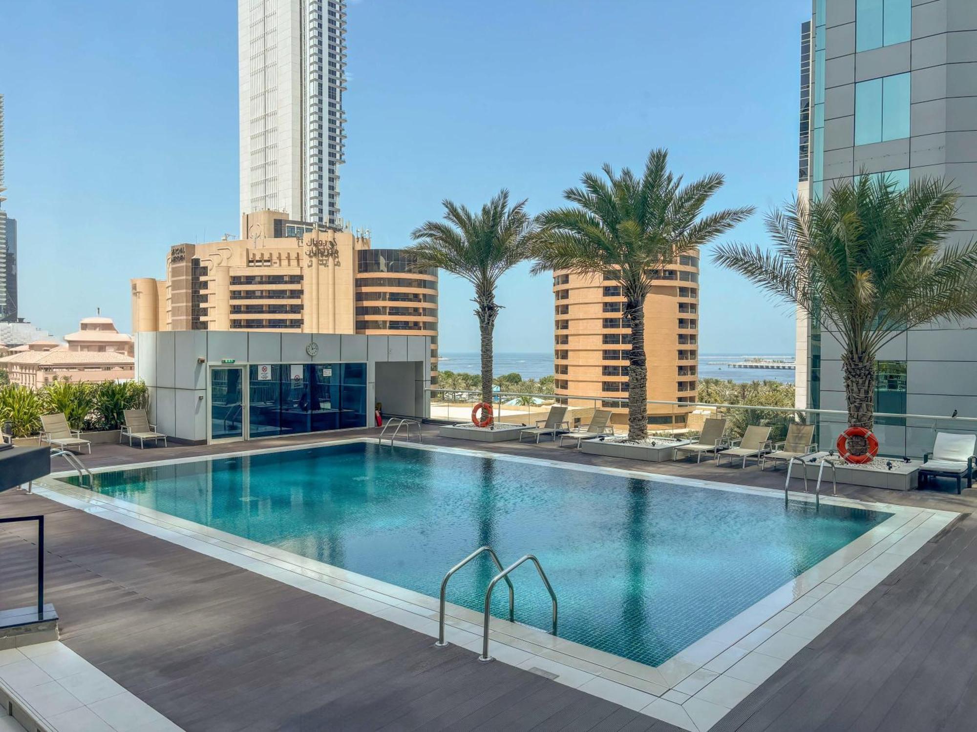 Apartment Frank Porter - Botanica Tower Dubai
