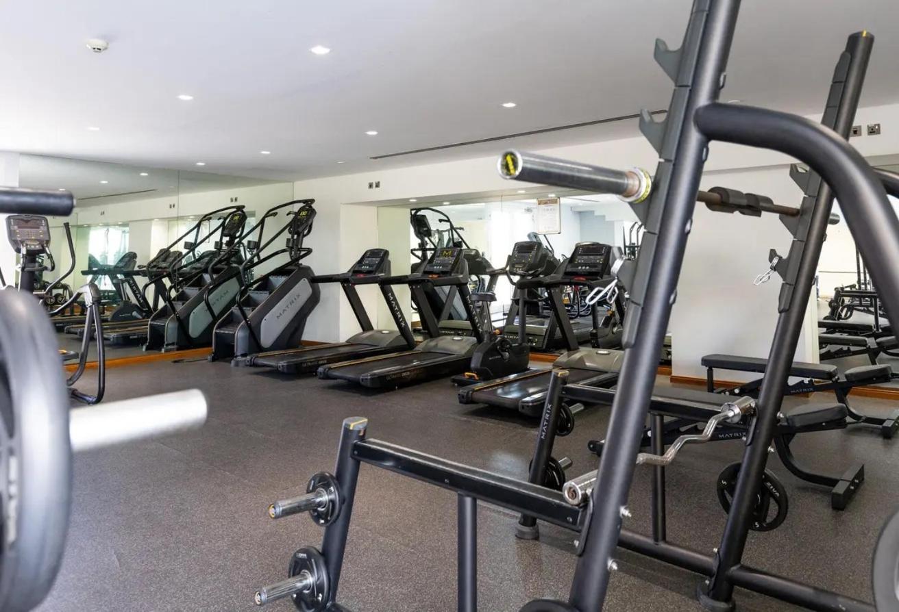 Marina Residences 2br: Seaside In Palm Jumeirah Apartment *