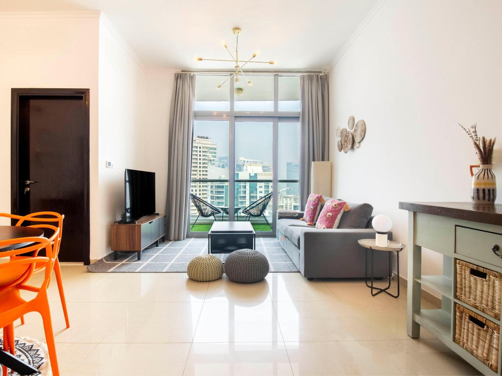 Cozy 1 Bedroom In Marina