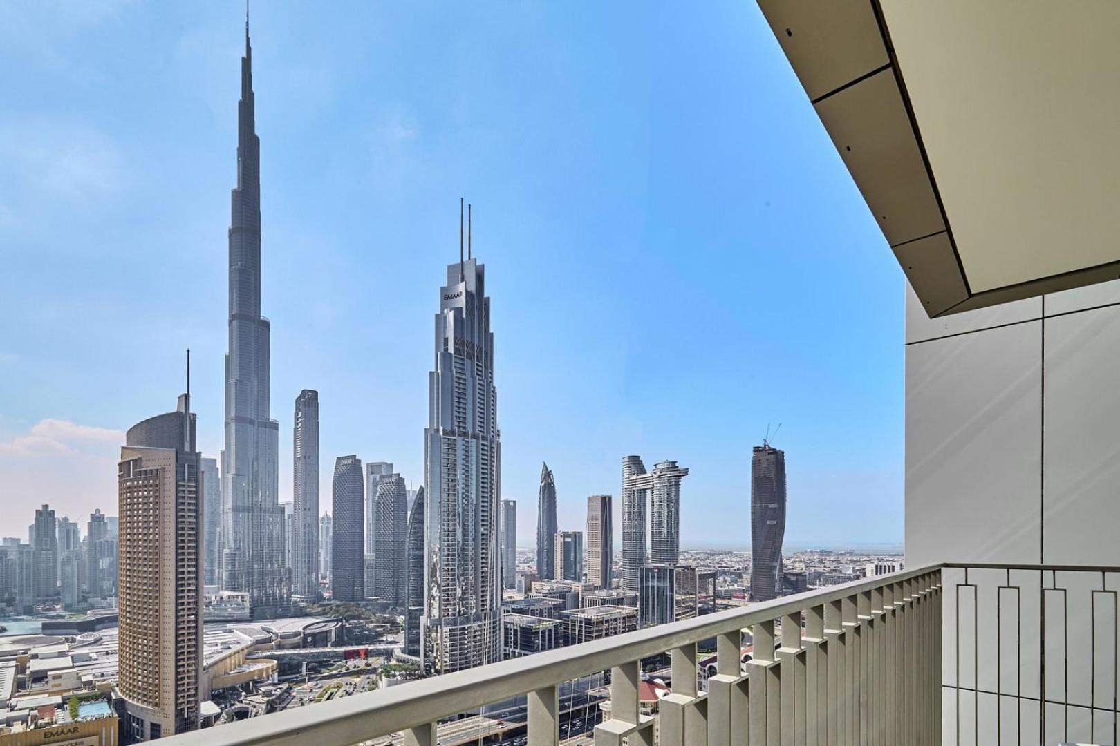 Luxe | 2br | Burj Khalifa View | Mall Access Dubai