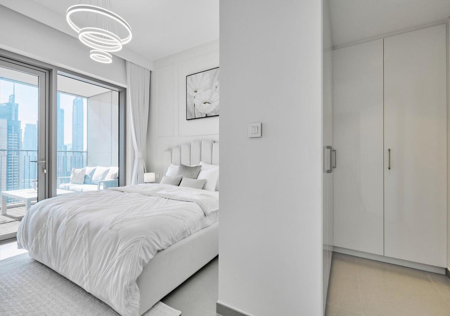 Apartment Luxe | 2br | Burj Khalifa View | Mall Access