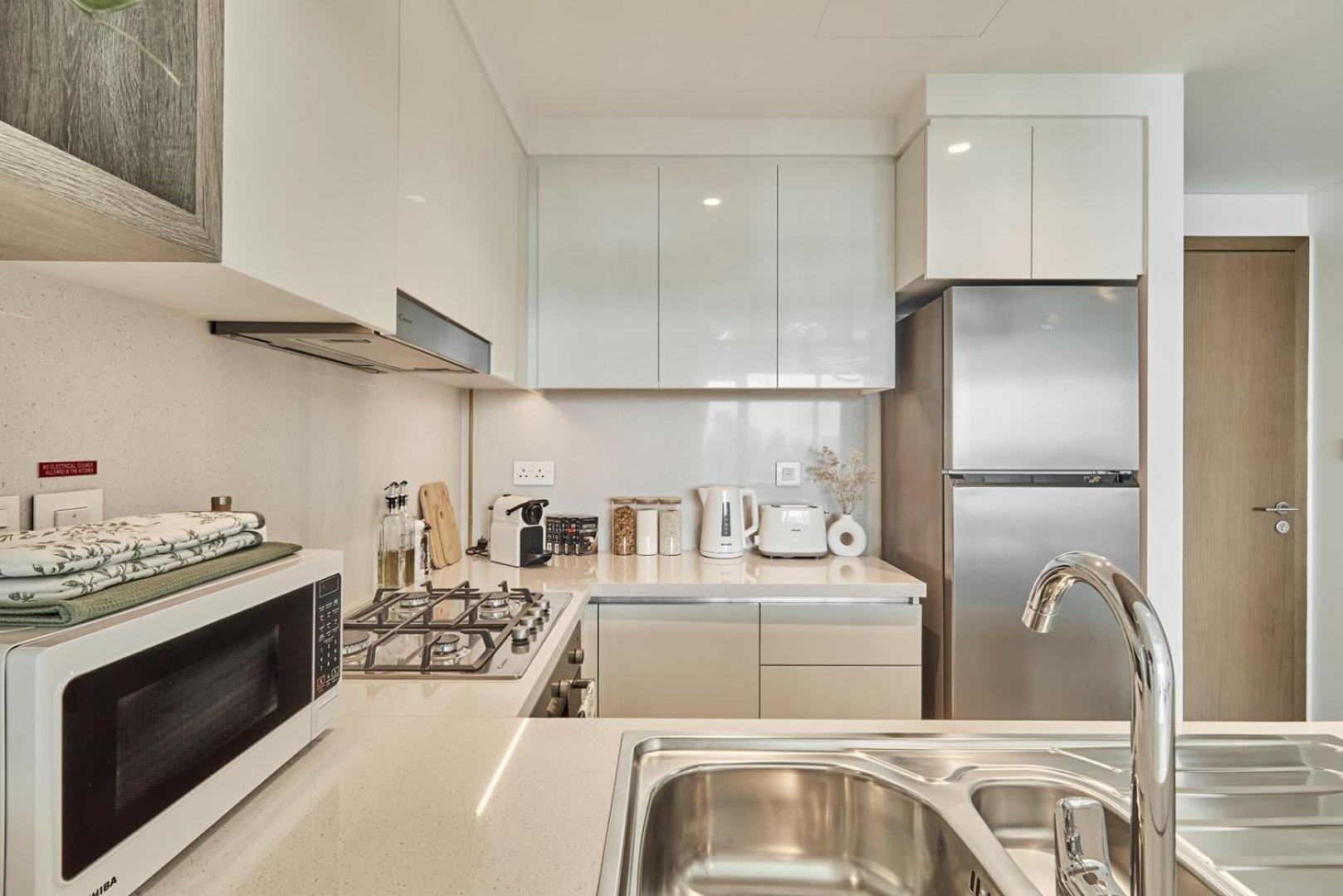 Luxe | 2br | Burj Khalifa View | Mall Access Apartment Dubai