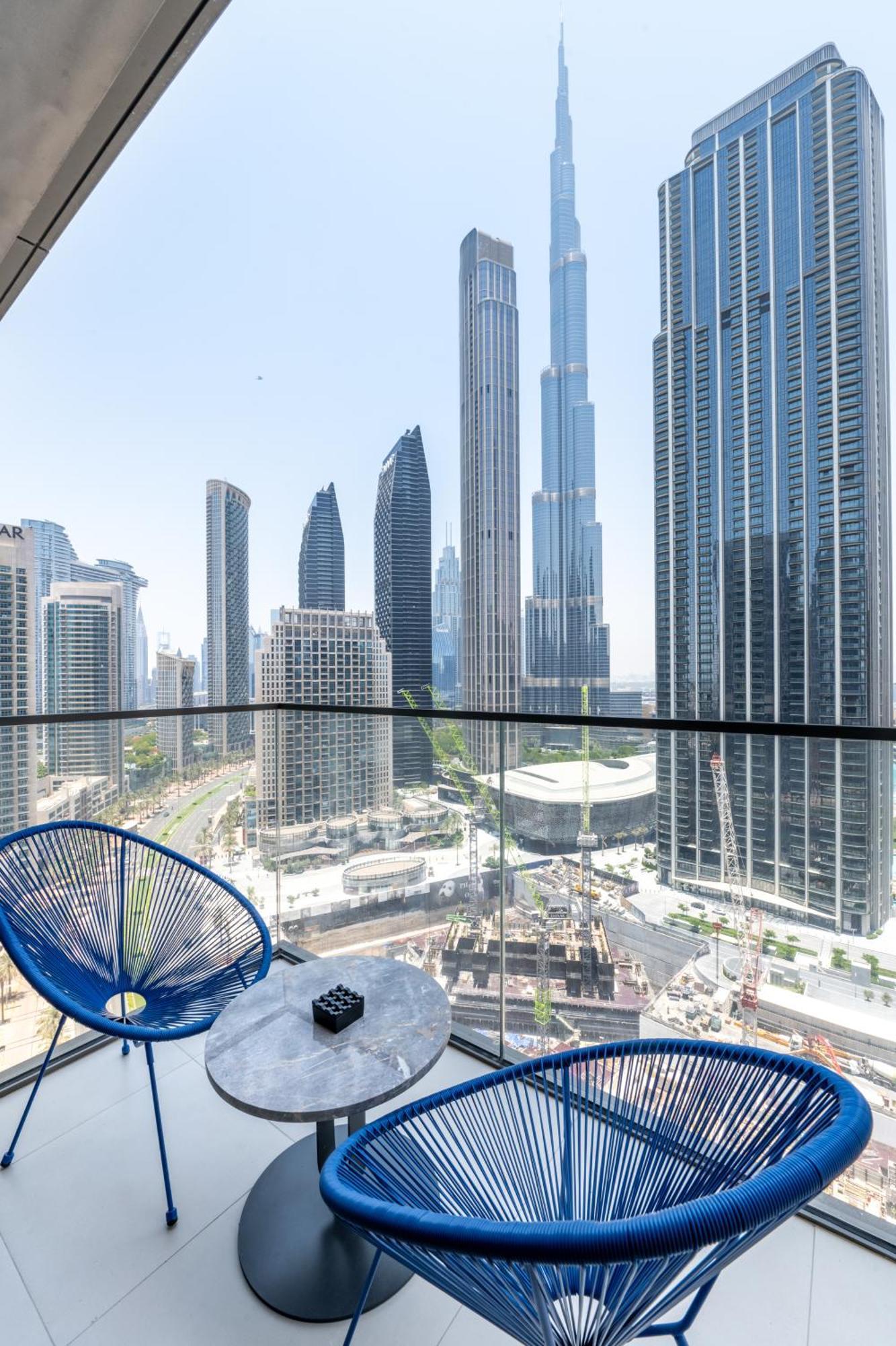 Stylish 3br Maid's In Burj Crown With Burj Khalifa View *
