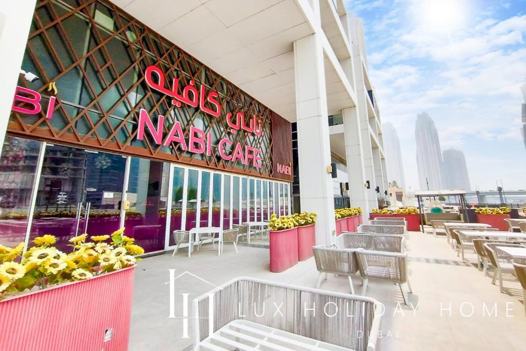 Lux The West Wharf Canal View Apartment Dubai