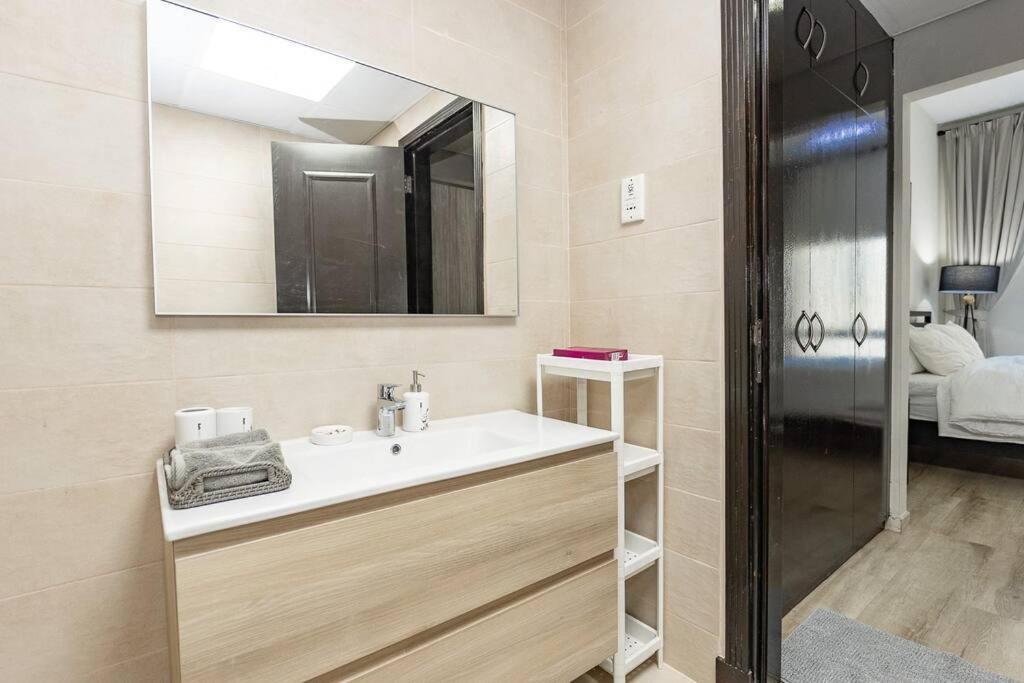 Discovery Gardens American Style 1br Close 2 Metro Dubai