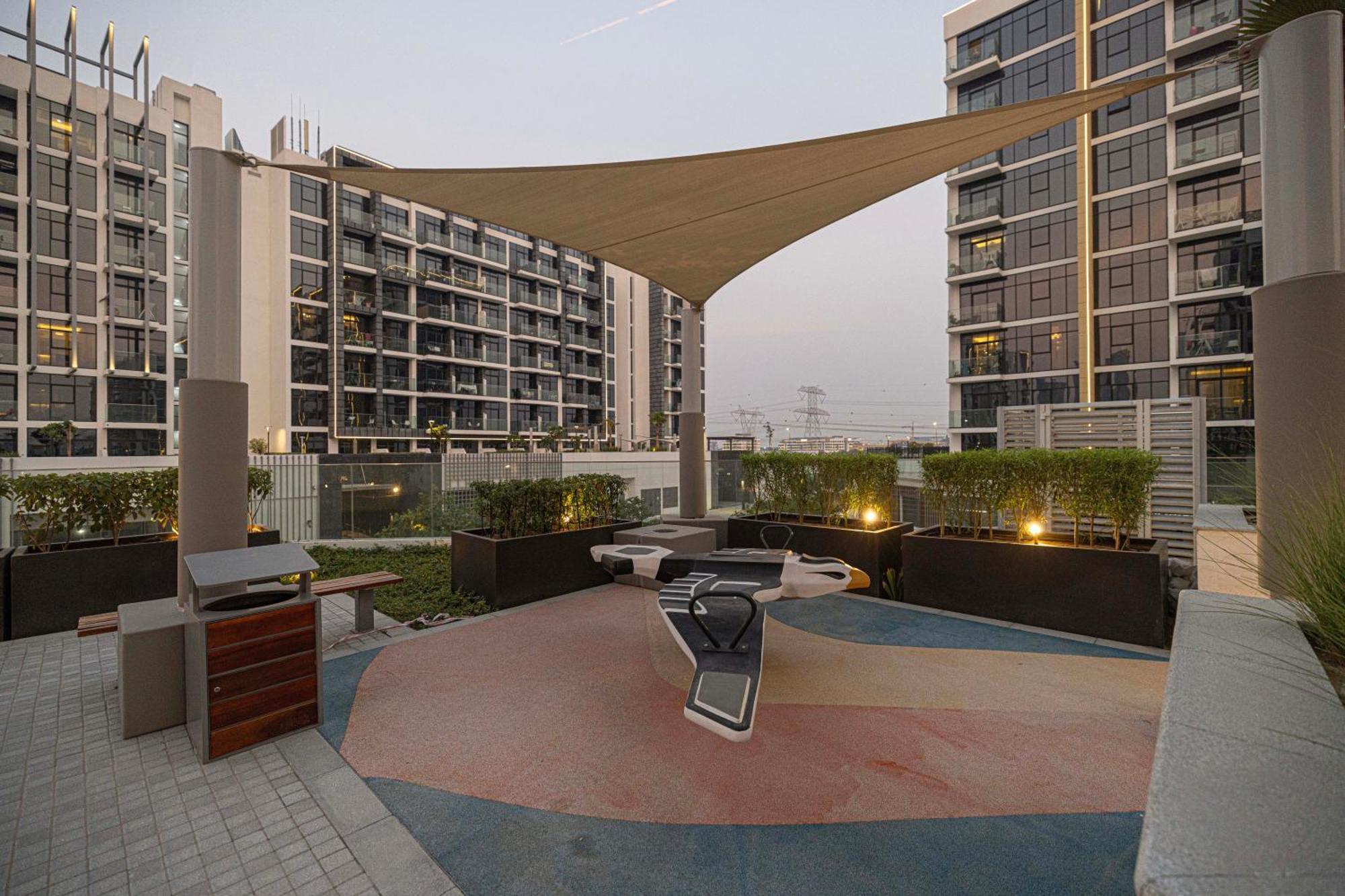 Elegant 1br L Breathtaking Boulevard Views Apartment