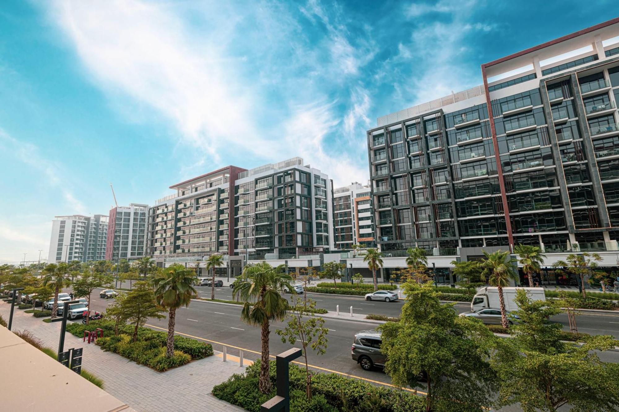 Elegant 1br L Breathtaking Boulevard Views Dubai