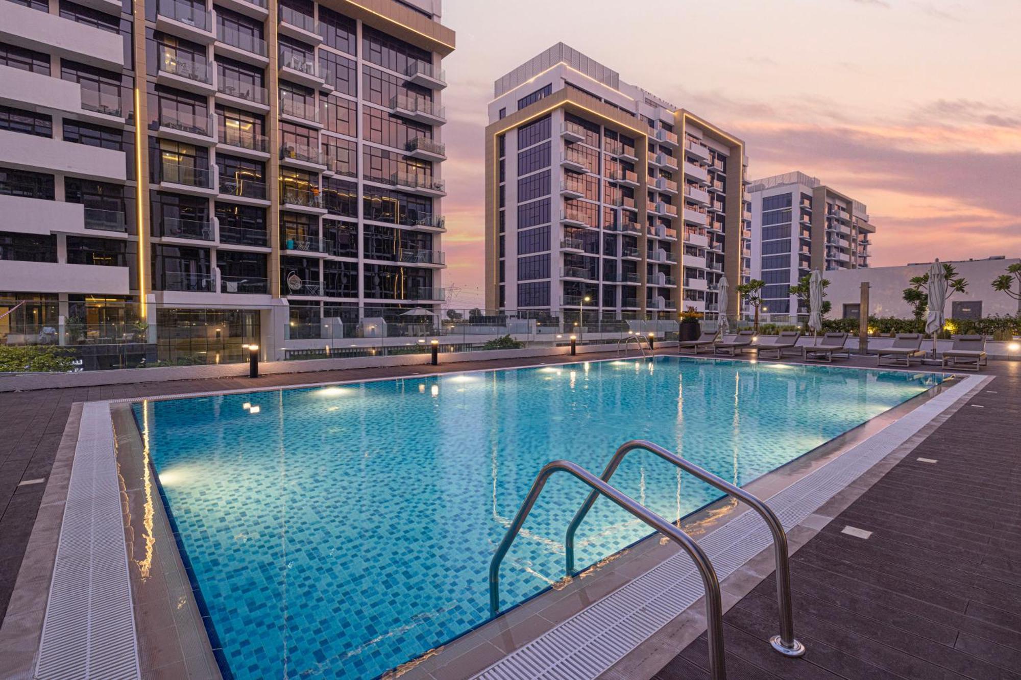 Apartment Elegant 1br L Breathtaking Boulevard Views