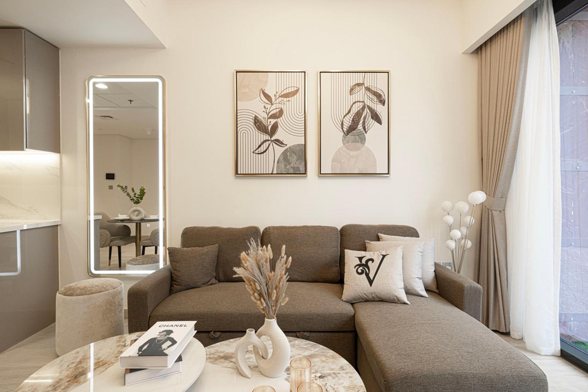 Elegant 1br L Breathtaking Boulevard Views * Dubai