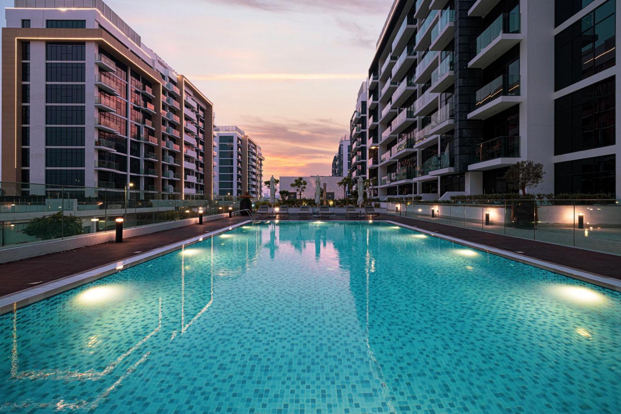 Elegant 1br L Breathtaking Boulevard Views *