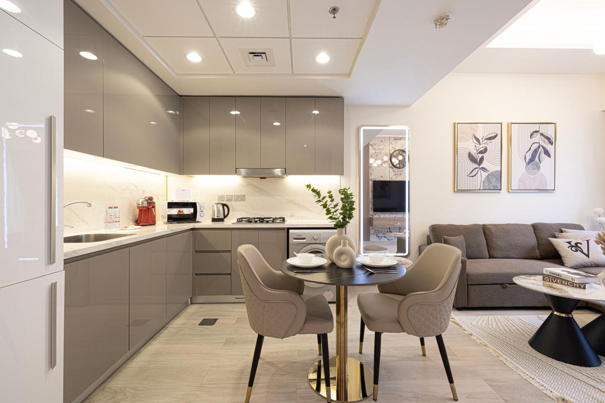 Elegant 1br L Breathtaking Boulevard Views * Dubai