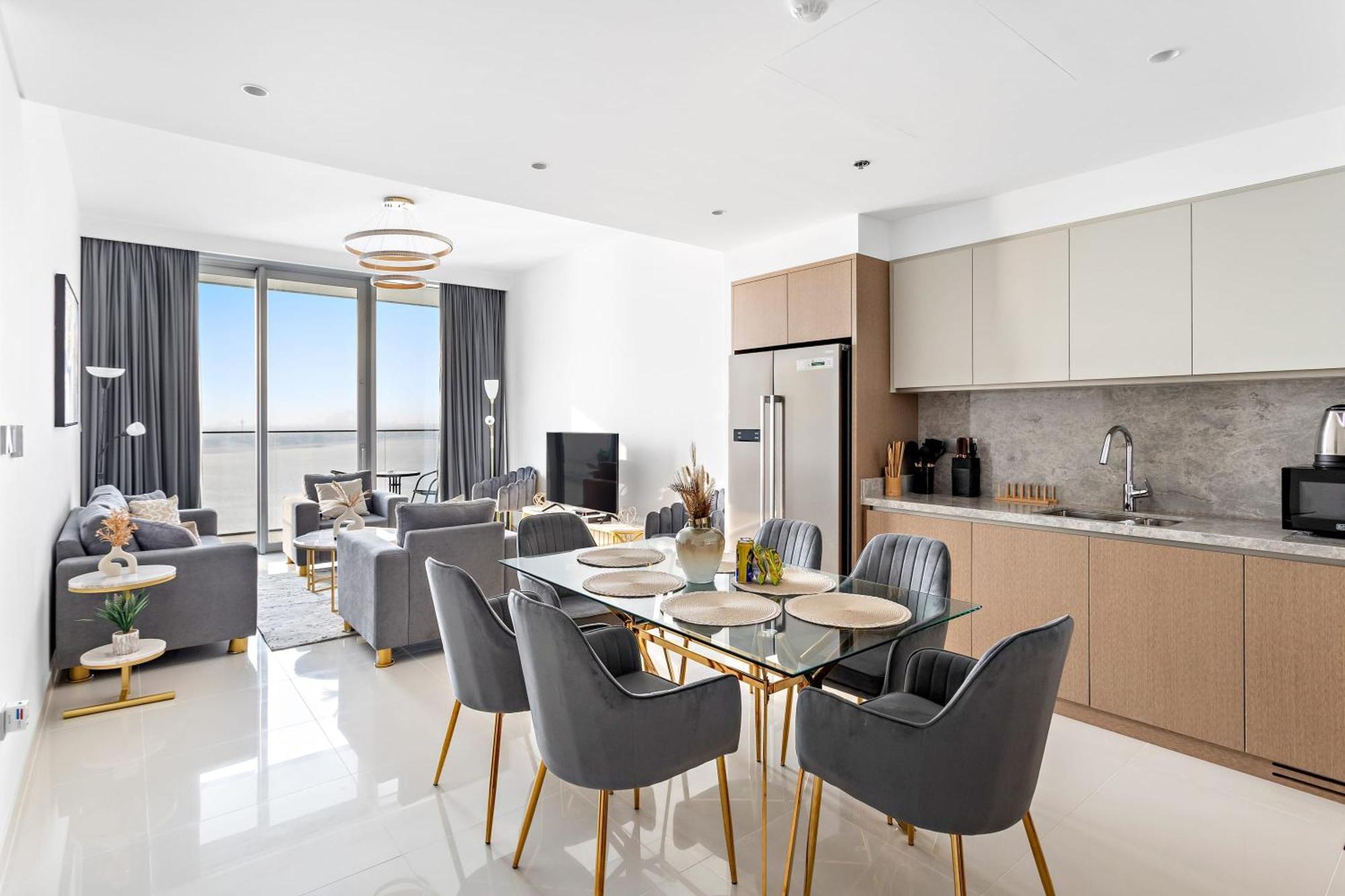 Silkhaus Stunning Sea View Balcony In Emaar Beachfront Apartment Dubai