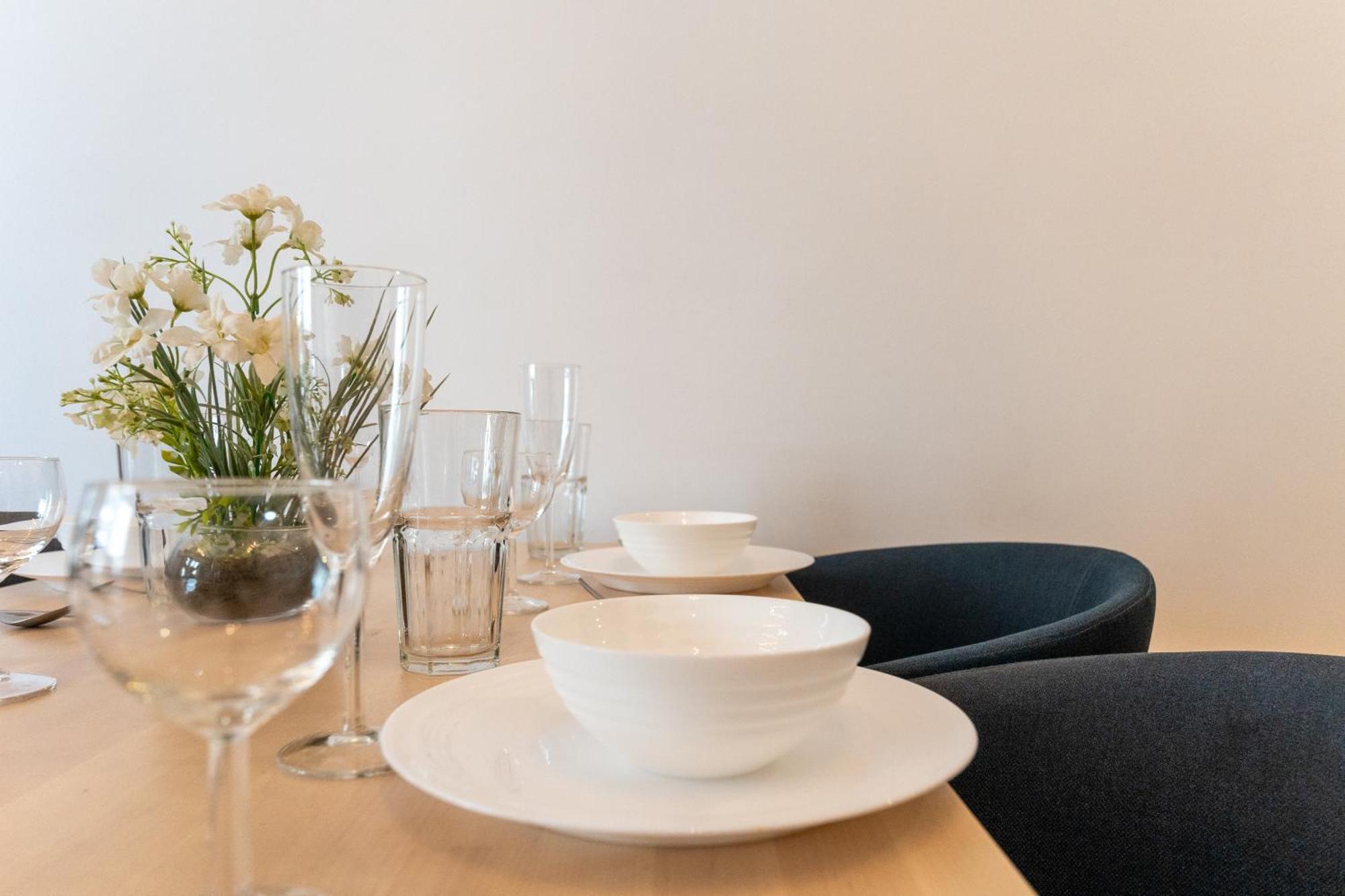 White Sage - Fountain View Stylish With Spacious Terrace