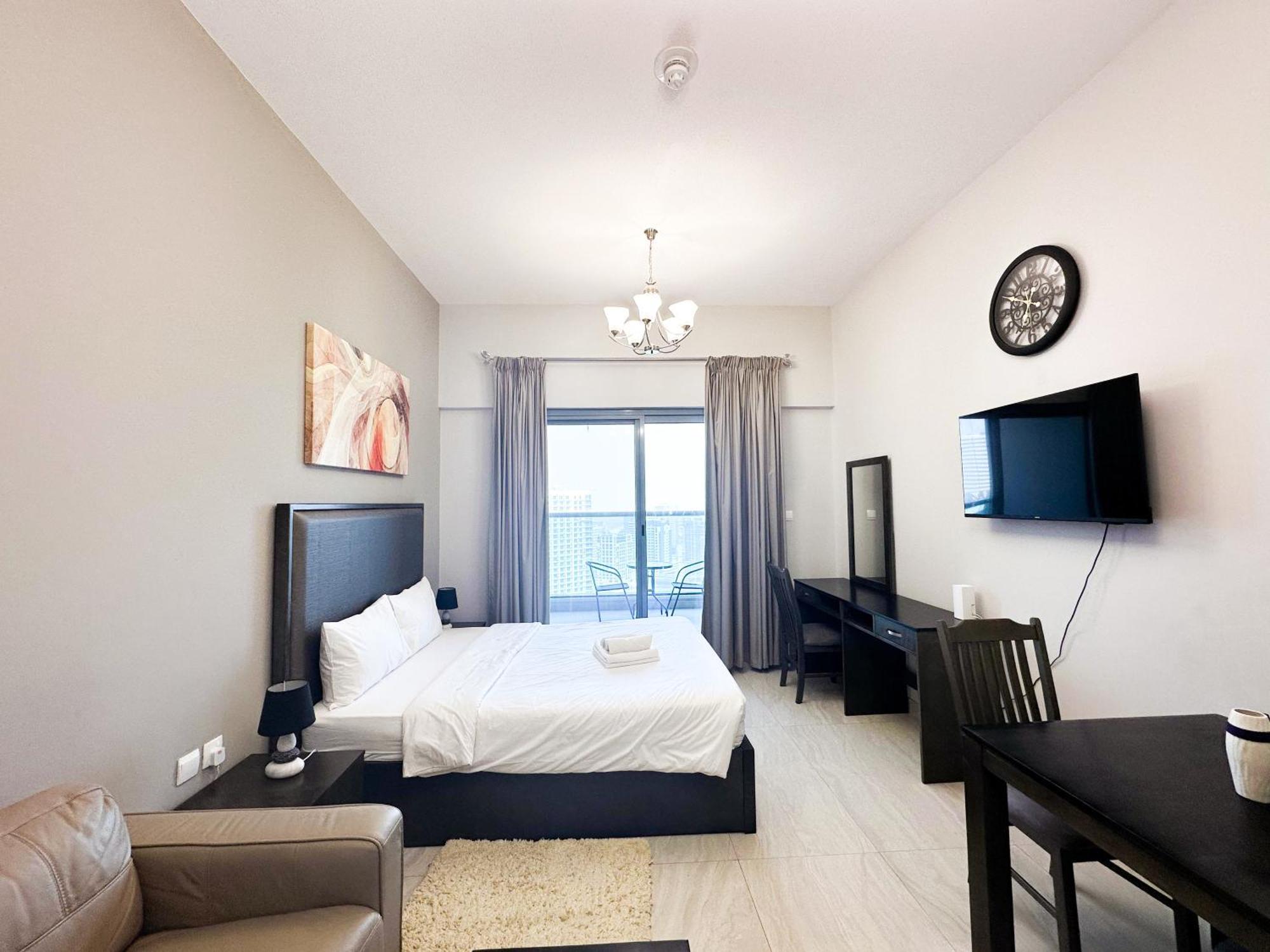 Studio With Burj View At Elite Business Bay By Anw Dubai