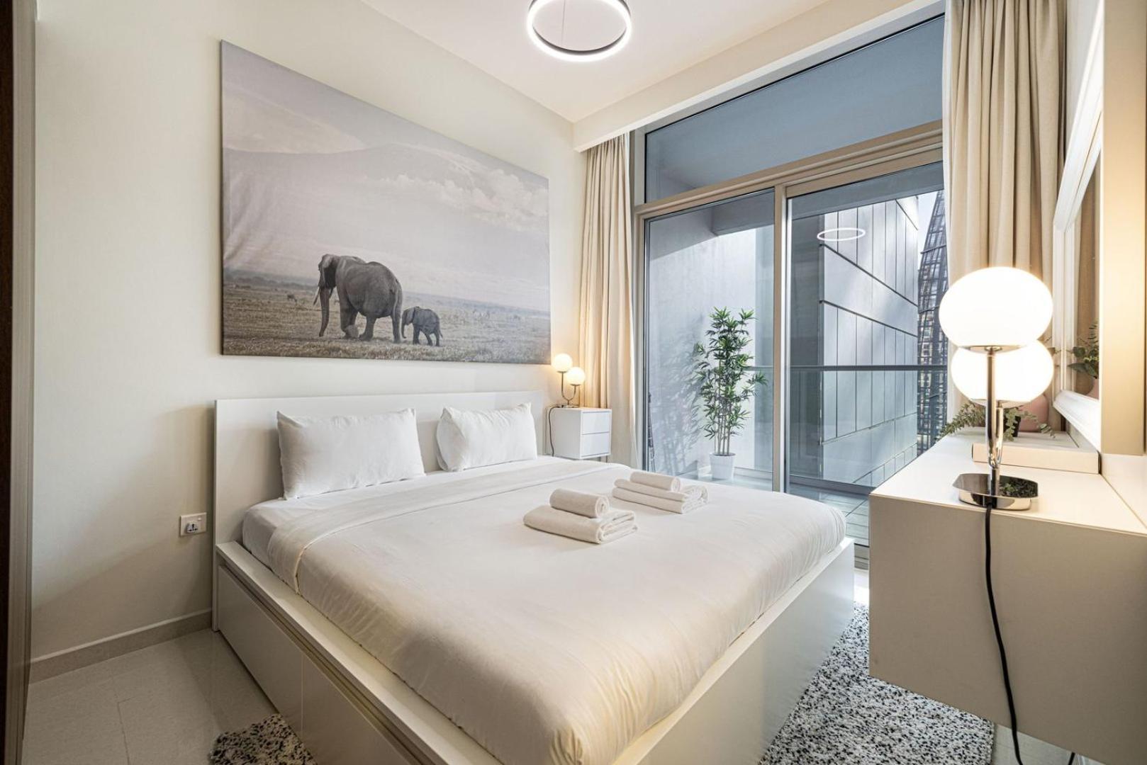 Luxe | 1br | Close To Burj Khalifa & Mall Apartment *