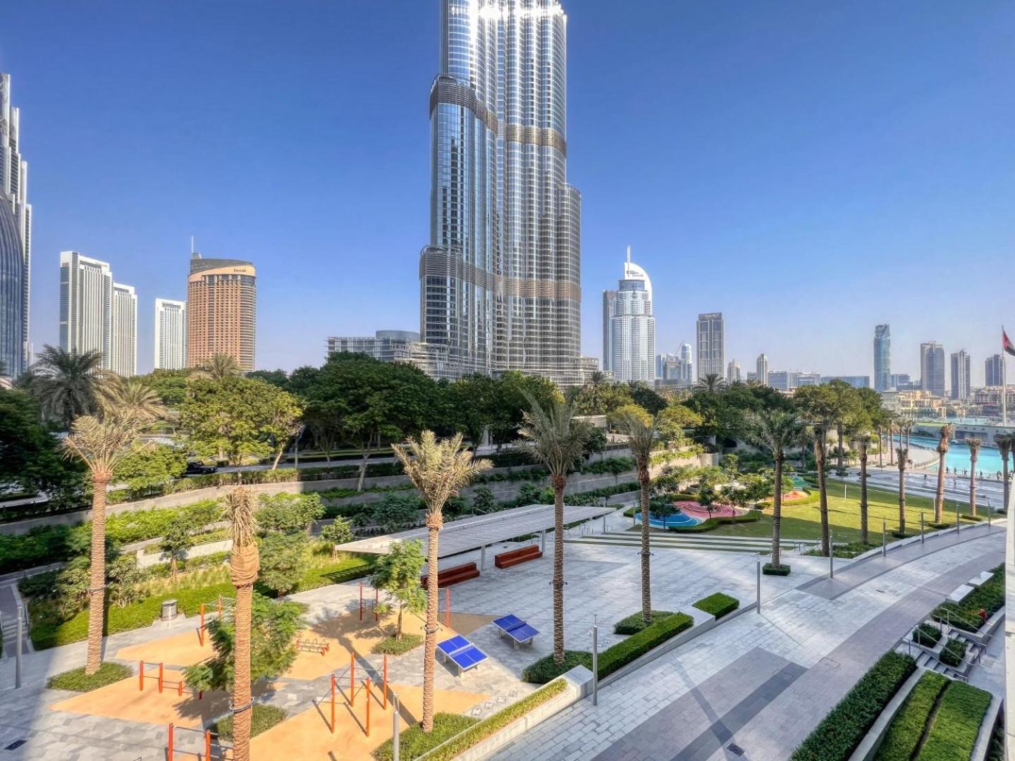 Apartment Skyline Symphony 3 Bedroom I Address Opera Residences I Iconic Burj Khalifa And Fountain Views I By Meerak Dubai