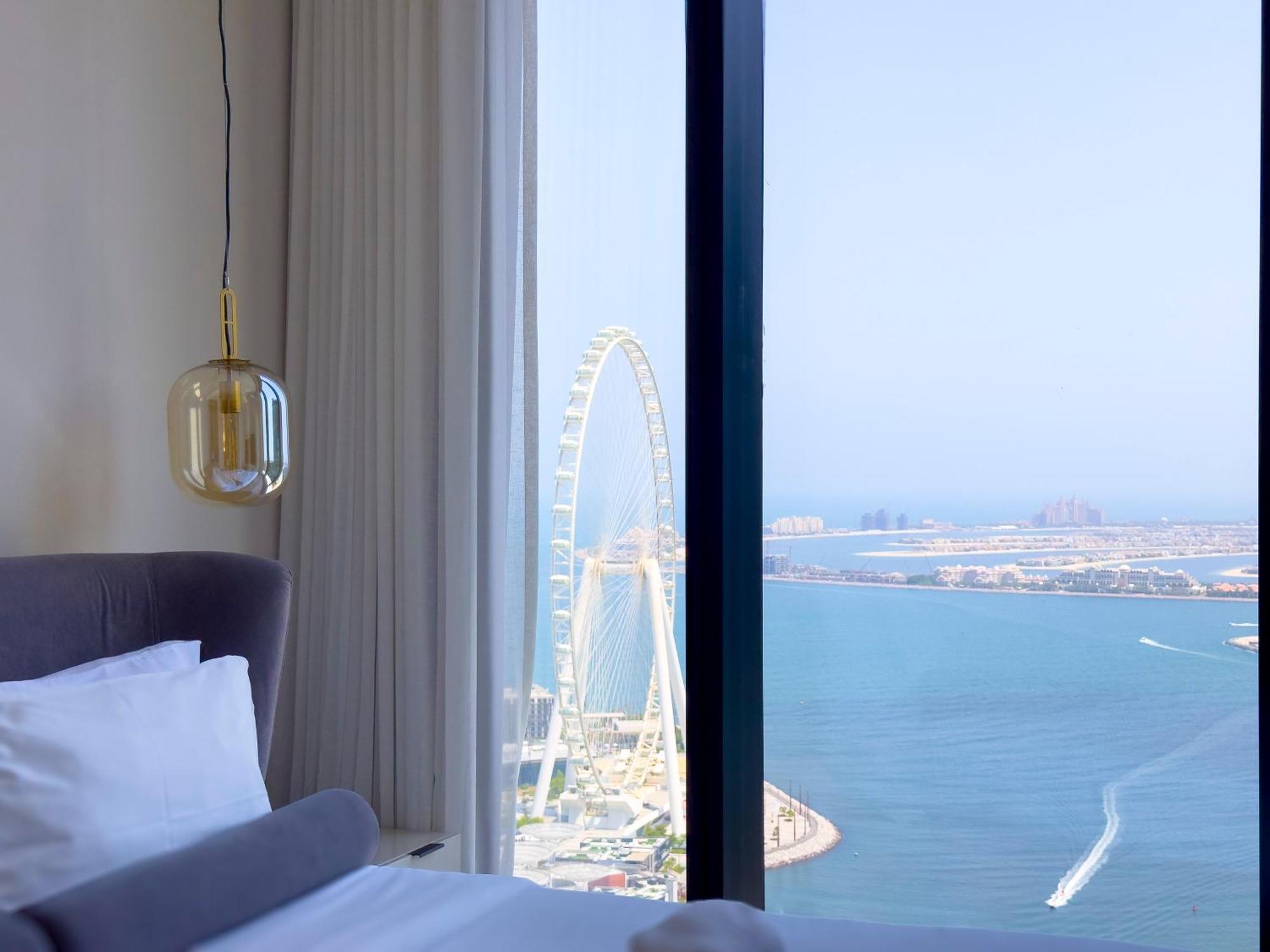 Apartment Address 2br Million Dollar View With Ps5 Byblck