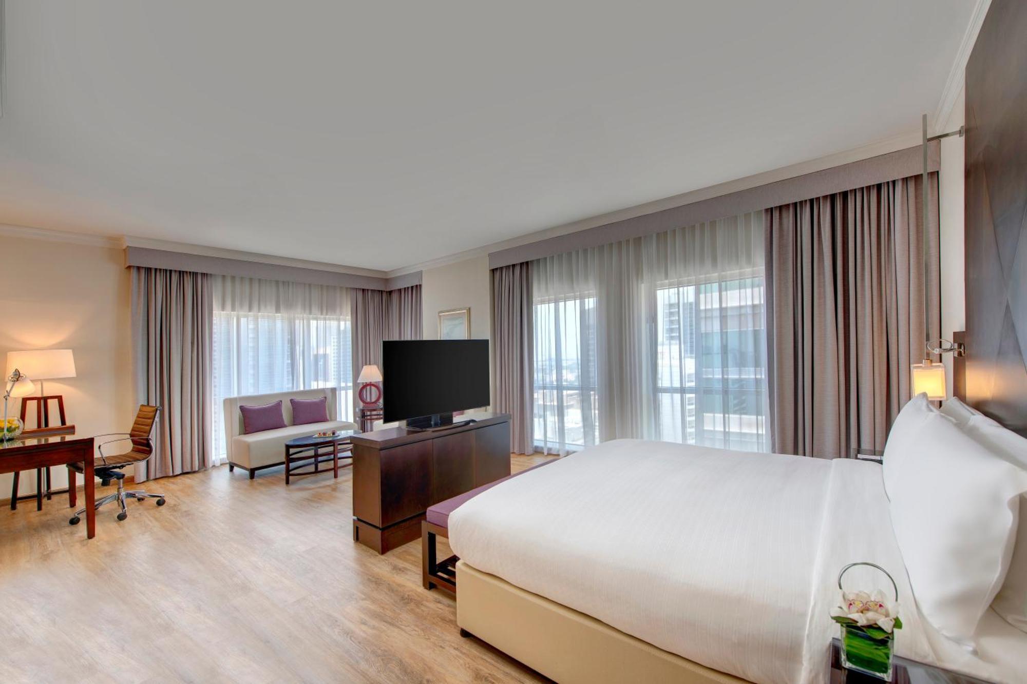 Hotel Media Rotana 5*