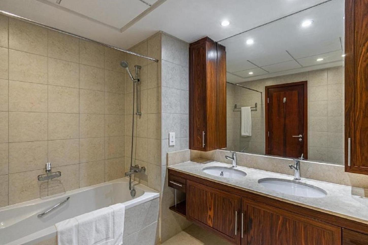 Splendid With Burj Khalifa And Fountain View Apartment