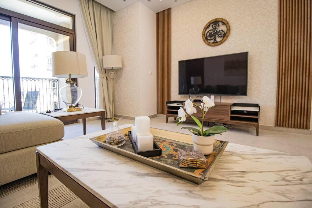 Apartment Stunning 2br In Lamtara Mjl Burj View 512