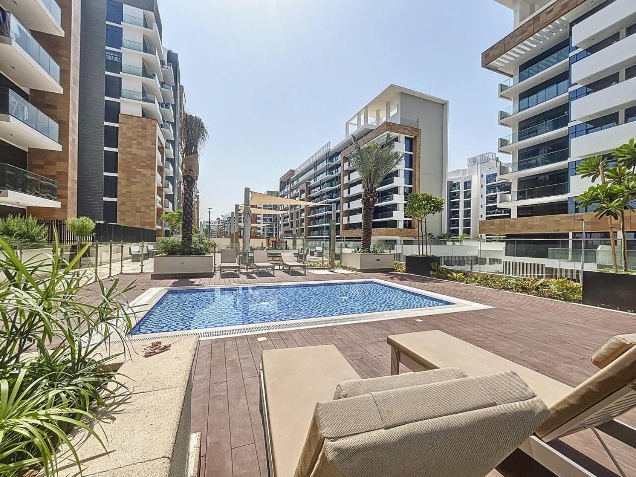 Azizi Riviera 21 - Bright Dubai