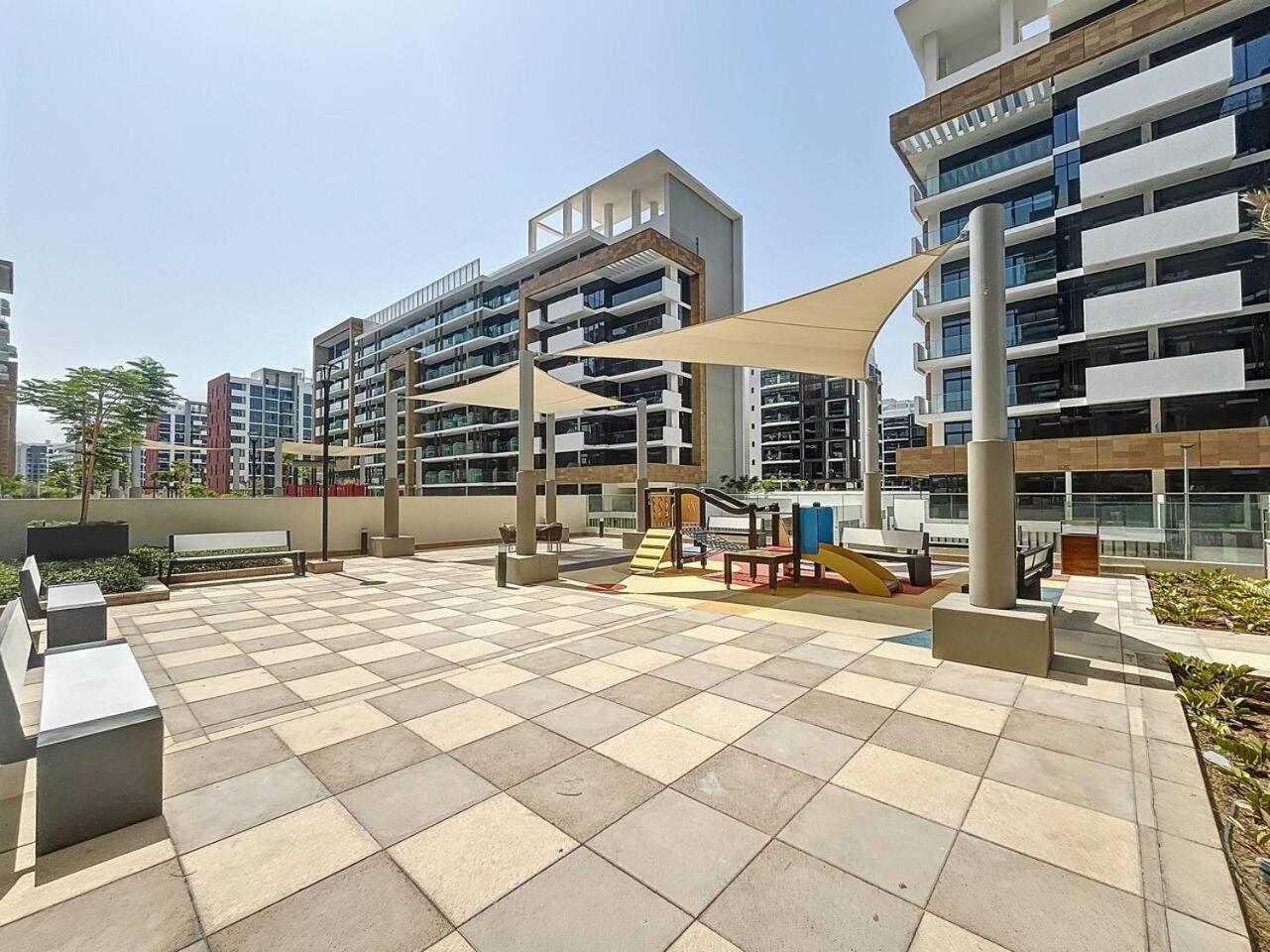 Azizi Riviera 21 - Bright * Dubai