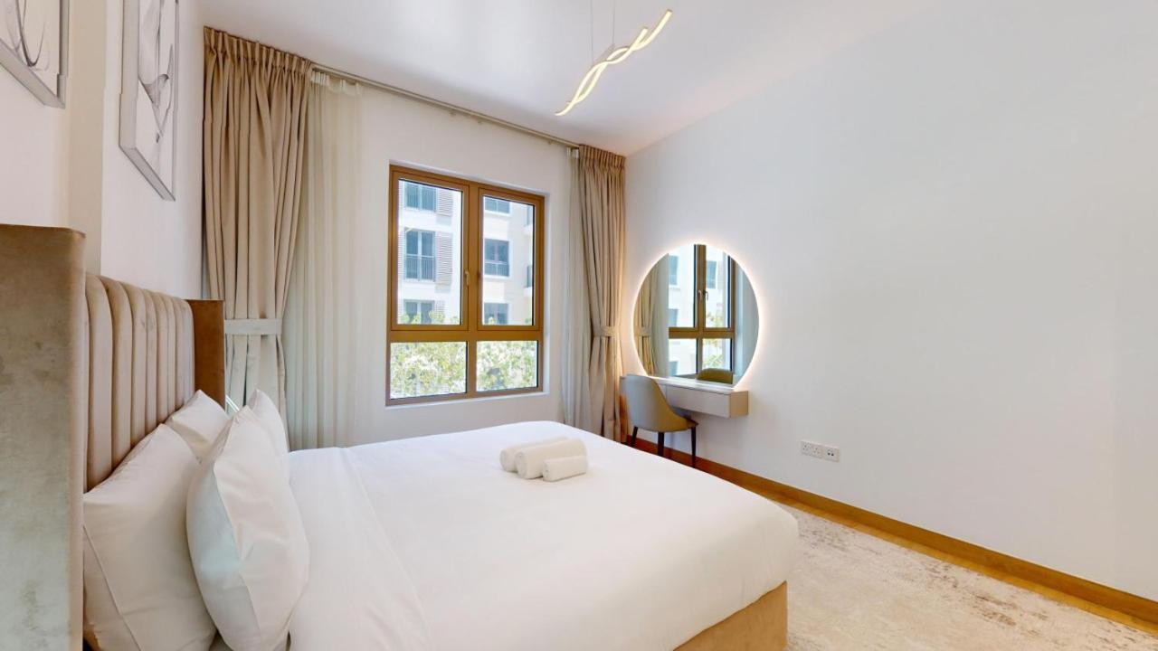 Apartment La Cote Building 2 -spacious One Bedroom Dubai