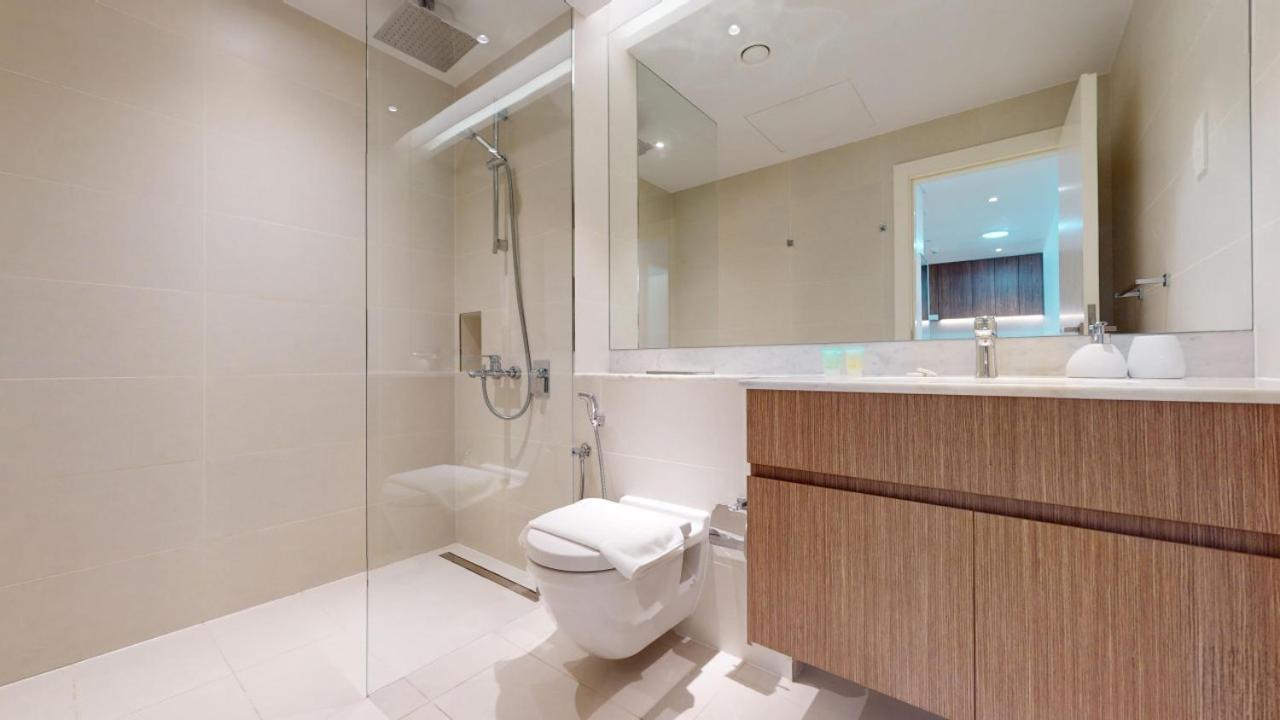 La Cote Building 2 -spacious One Bedroom *