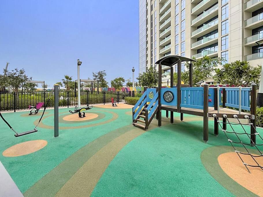 First Class Luxe Living Apartment Dubai