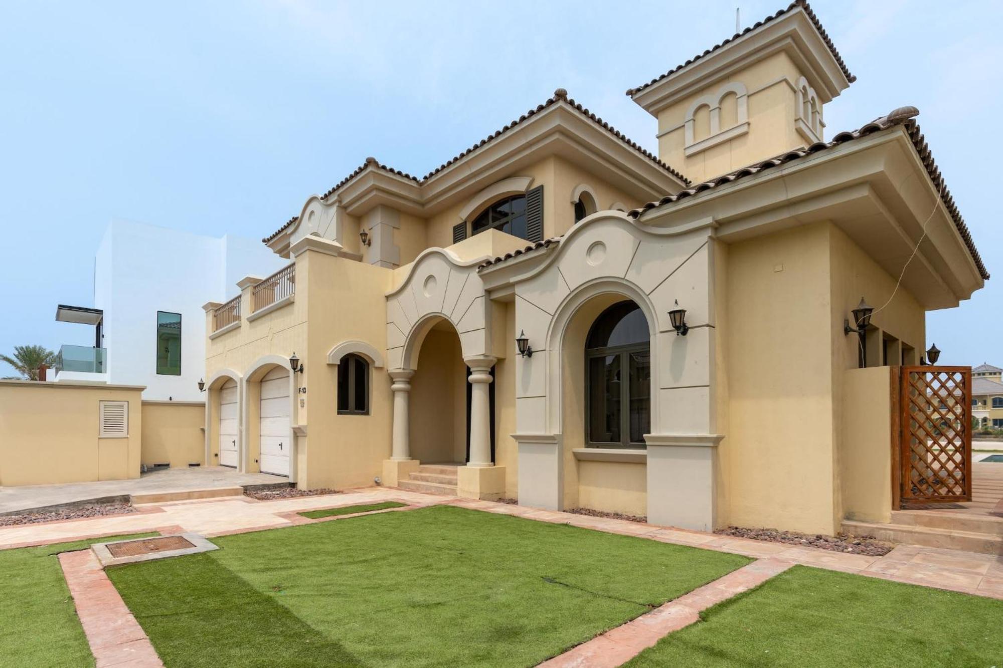 Palm Jumeirah - 4br - Private Beach - Cityapartmentstay Holiday home
