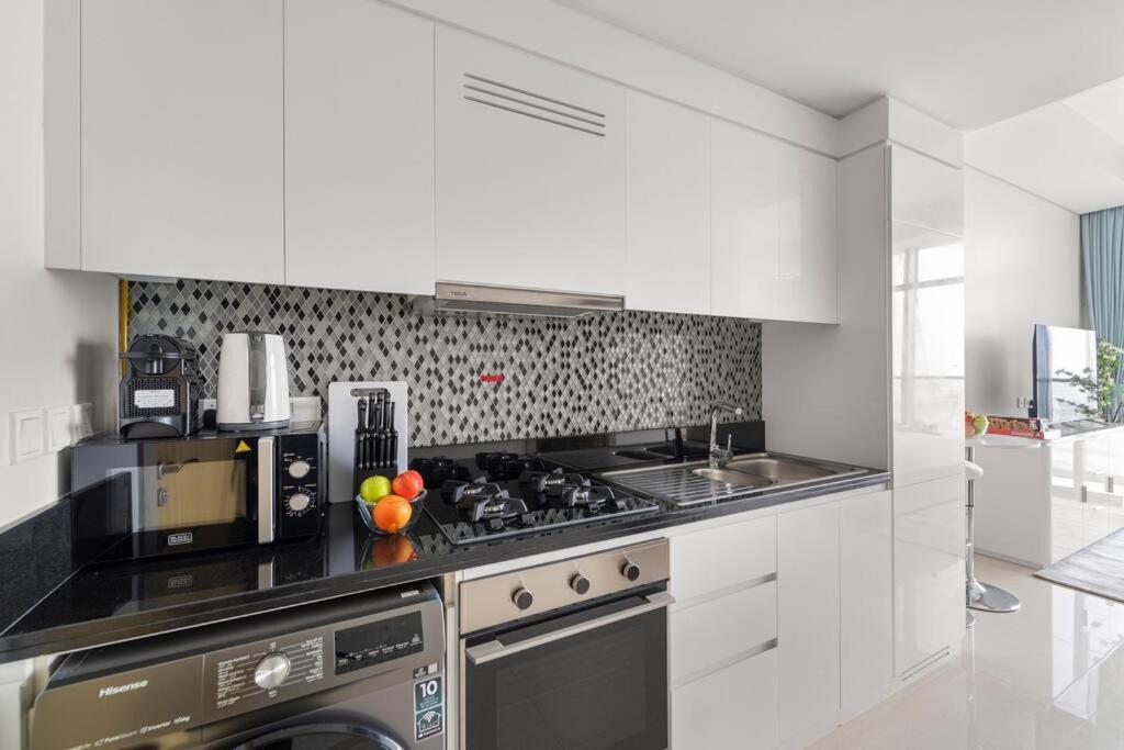 First Class Luxe Living Apartment Dubai
