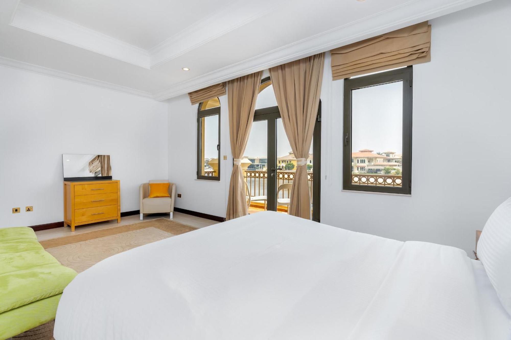 Holiday home Palm Jumeirah - 4br - Private Beach - Cityapartmentstay Dubai