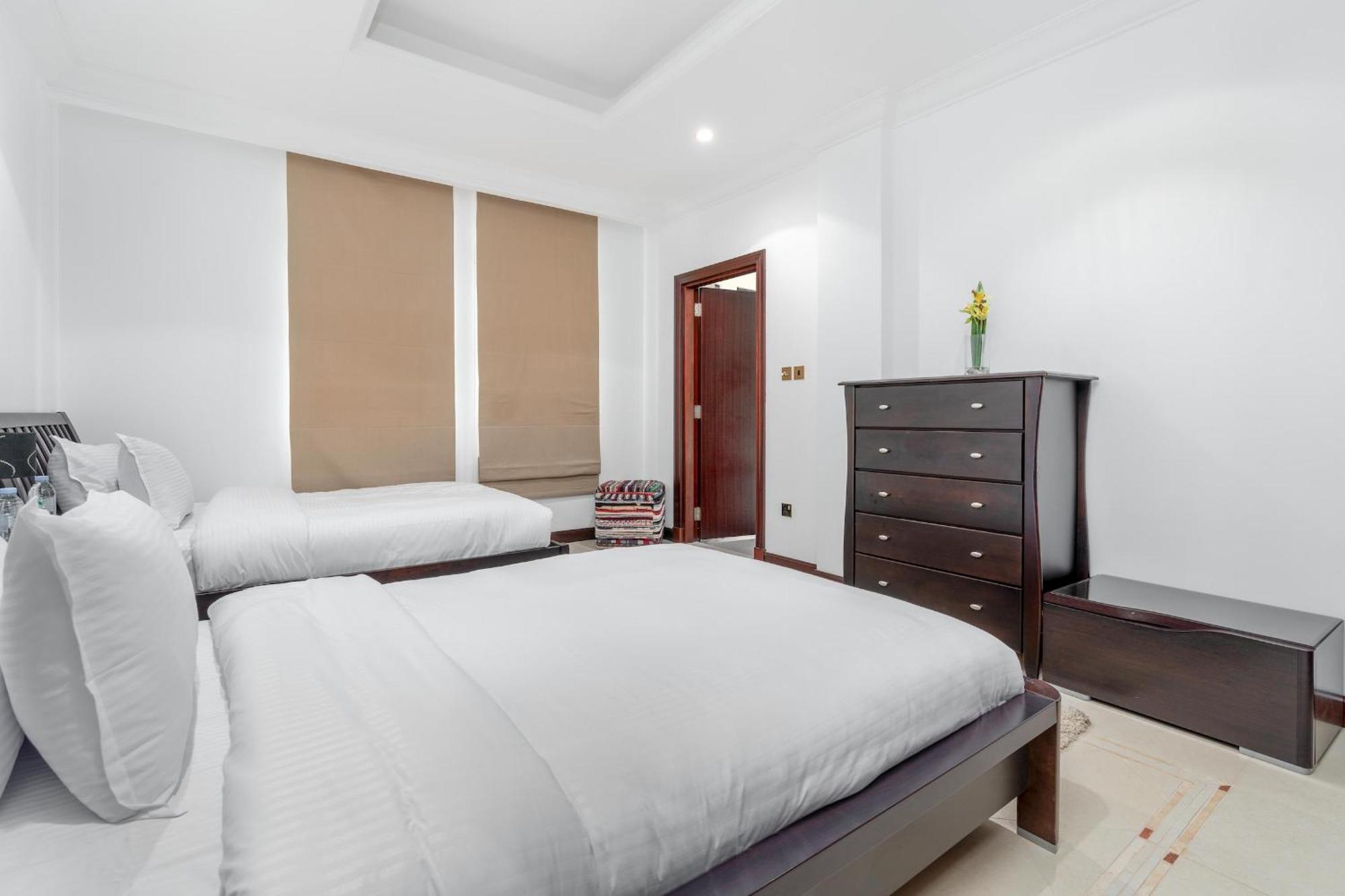Palm Jumeirah - 4br - Private Beach - Cityapartmentstay Holiday home