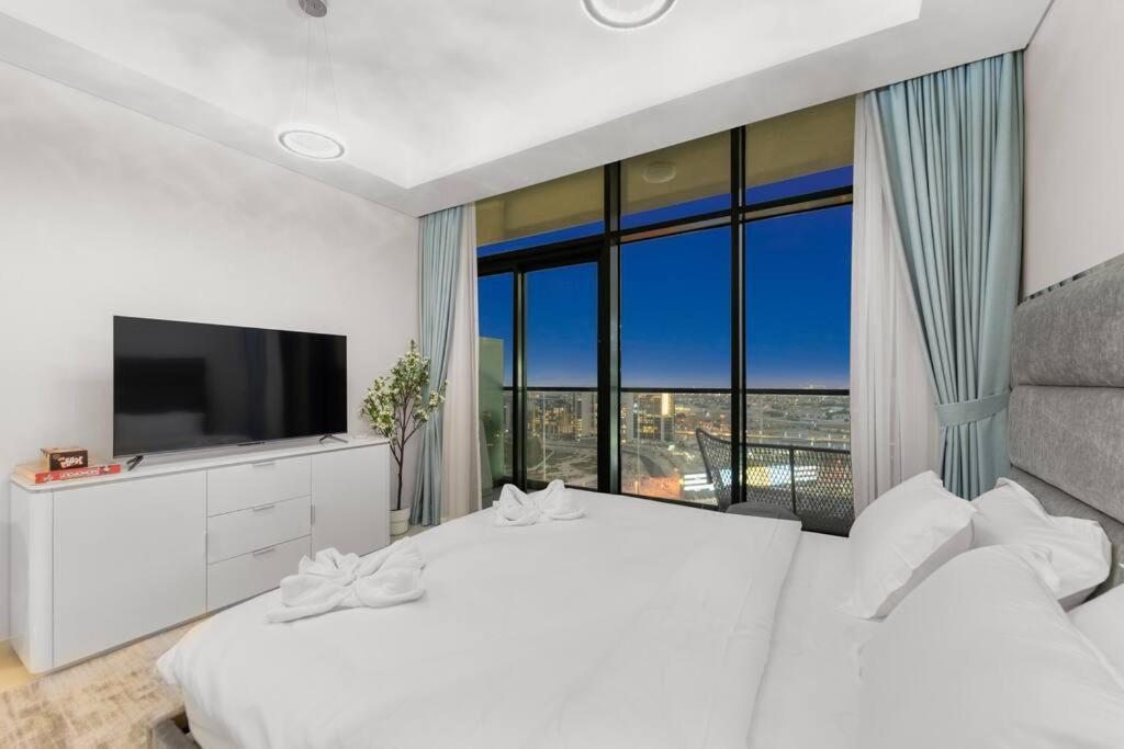 Apartment First Class Luxe Living Dubai