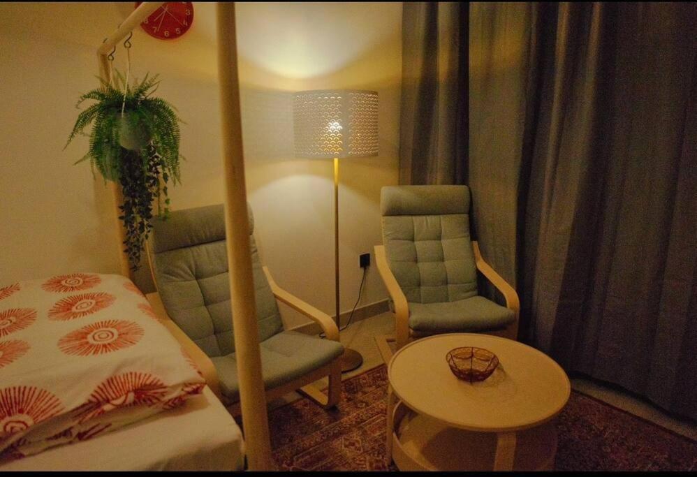 Chic And Cozy Apartment *