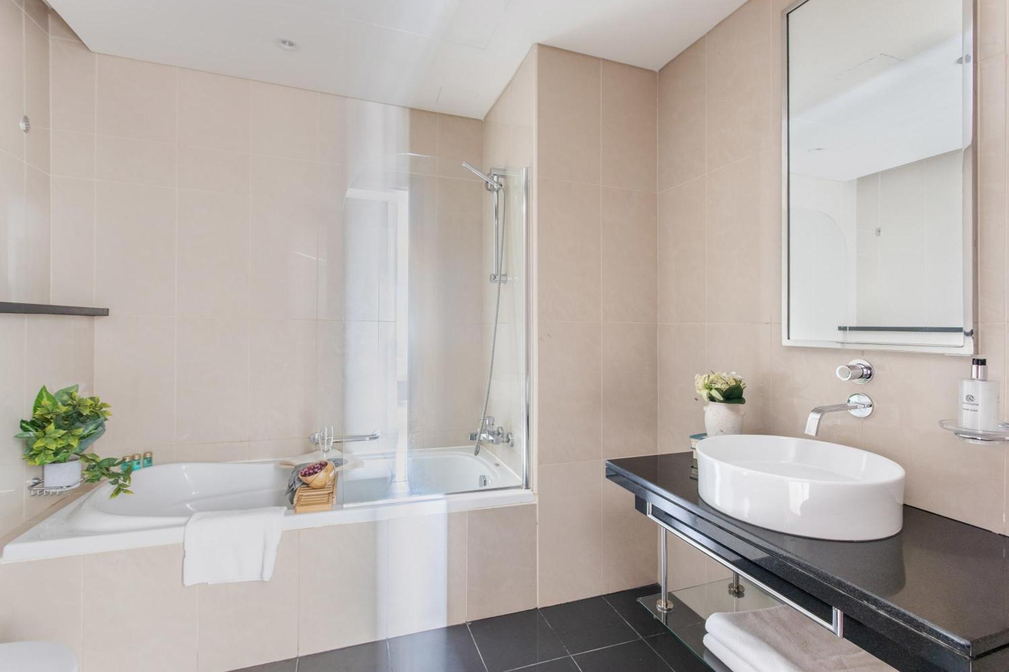 Apartment Frank Porter - Bonnington Dubai