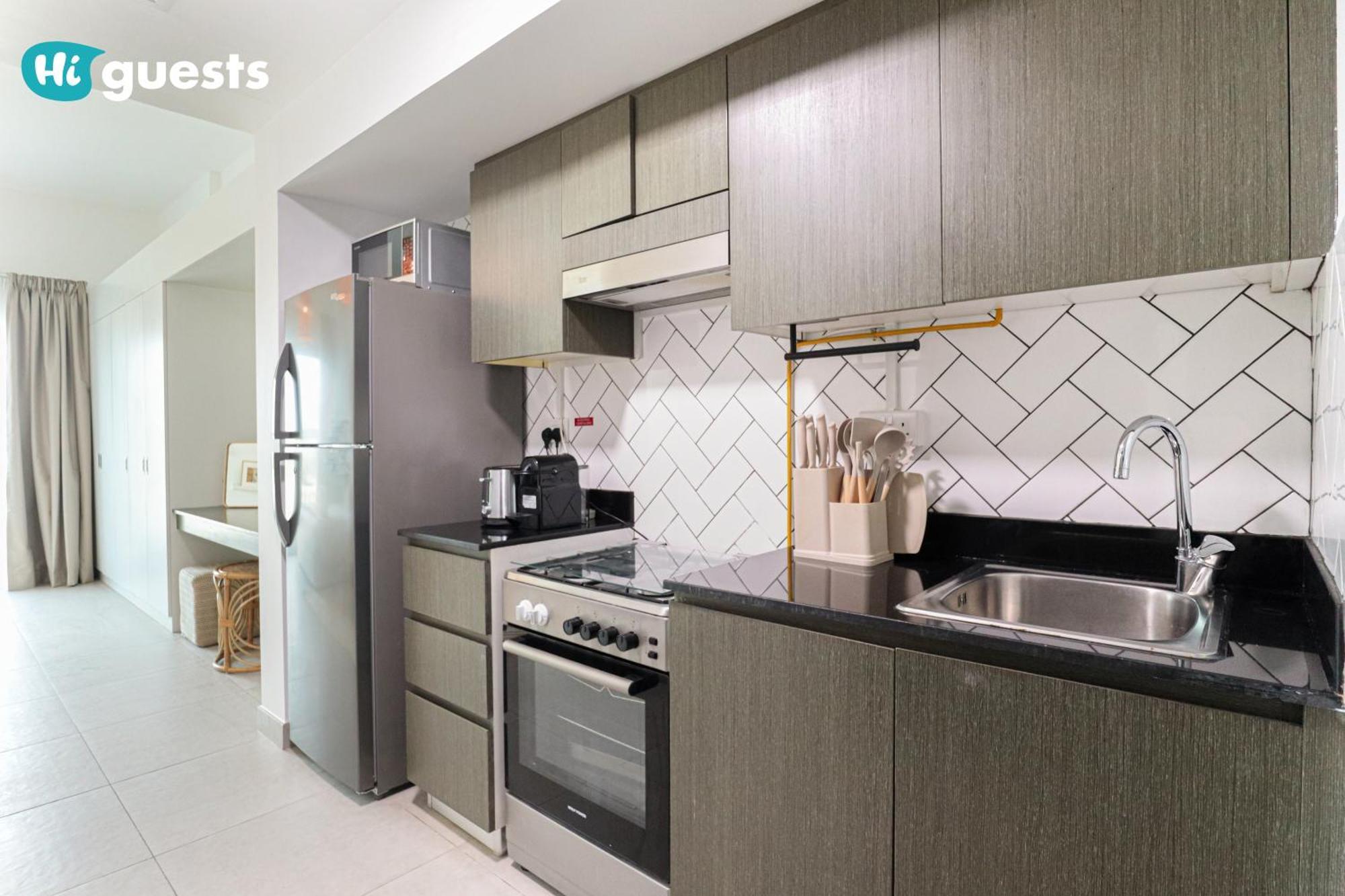 Higuests - Bella Rose Tower Apartment