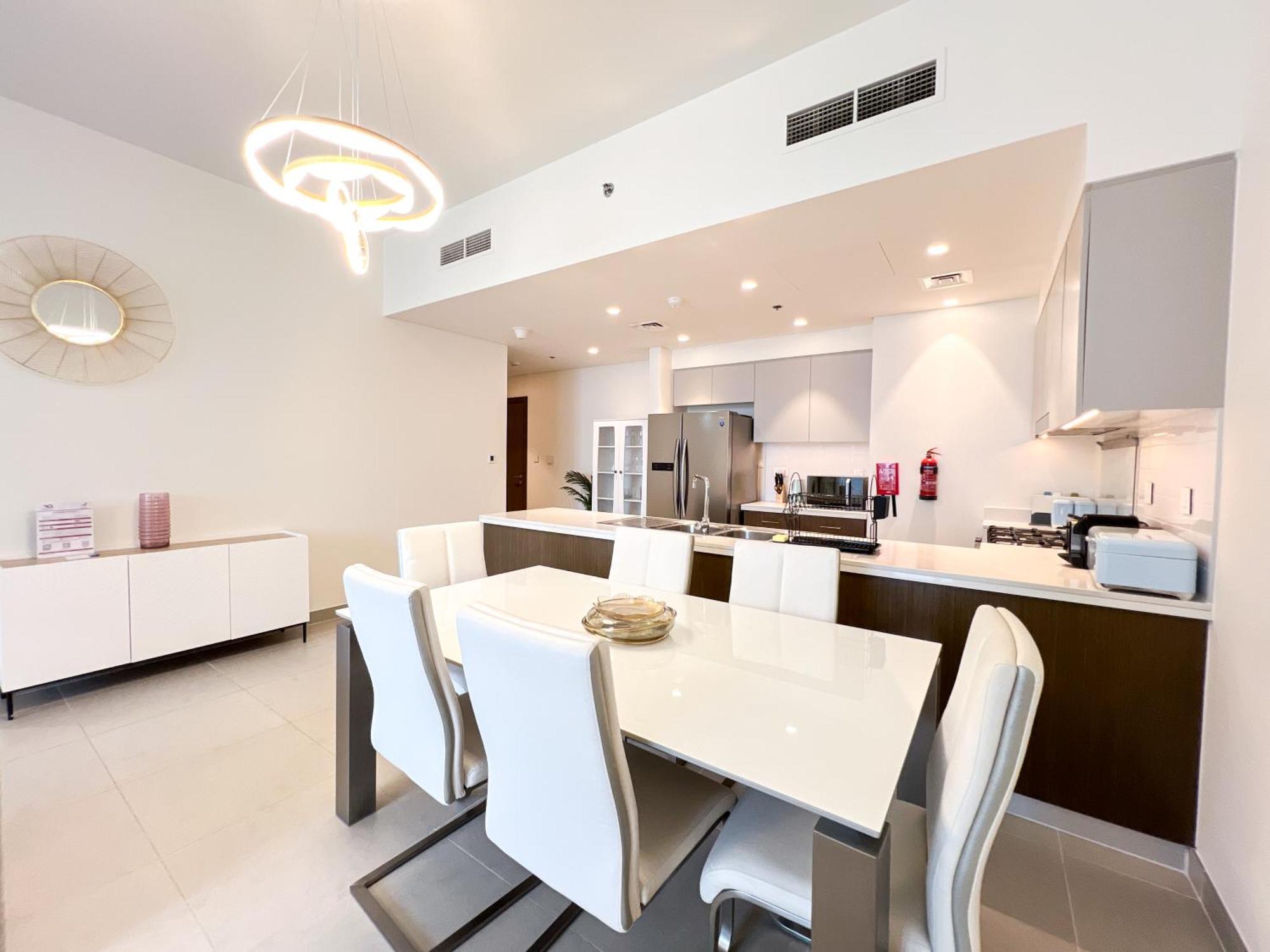 Luxury New 3 Beds Plus Maid Forte Tower Dubai